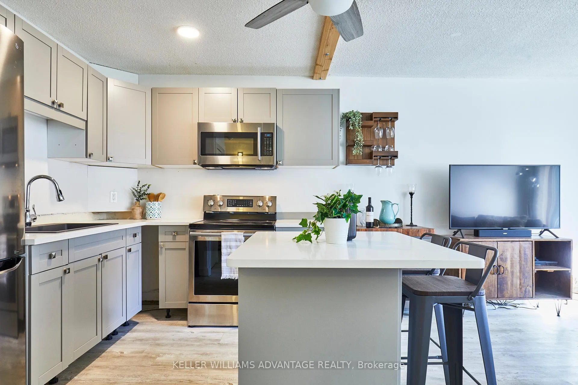 Photo 10 of Unit 44, 209472 Highway 26, Blue Mountains — HOMEH