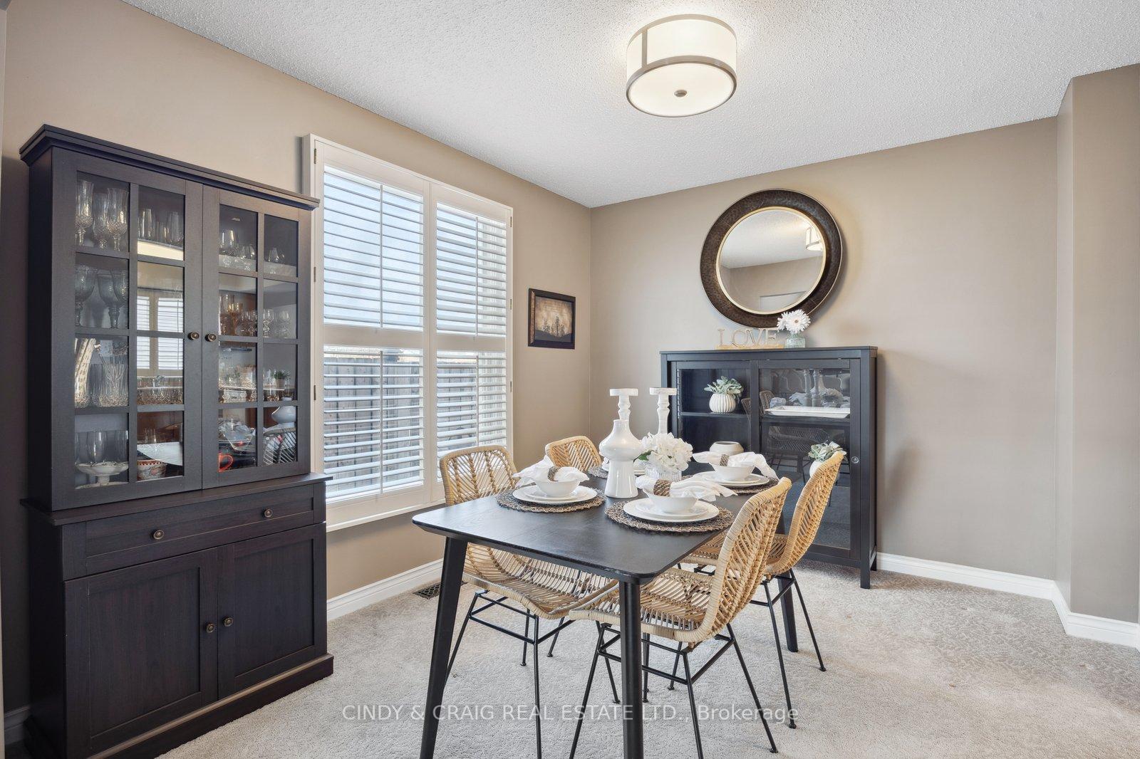 Photo 5 of 47 Granville Drive, Clarington, Courtice — HOMEH