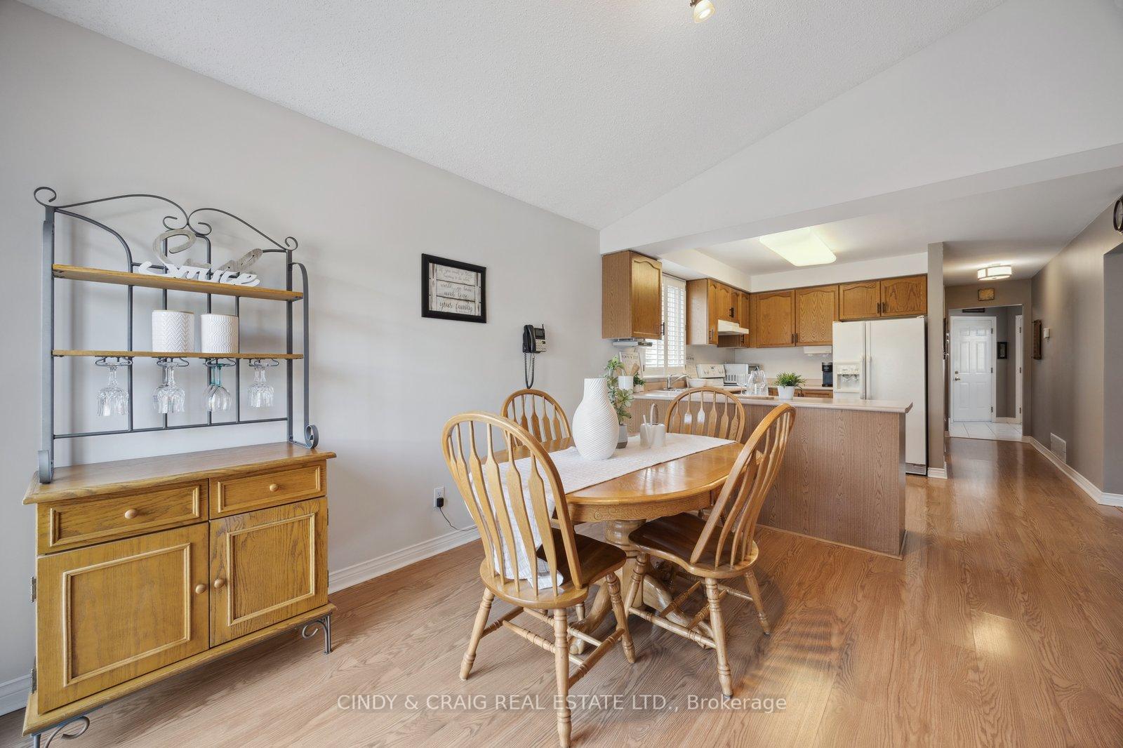 Photo 7 of 47 Granville Drive, Clarington, Courtice — HOMEH