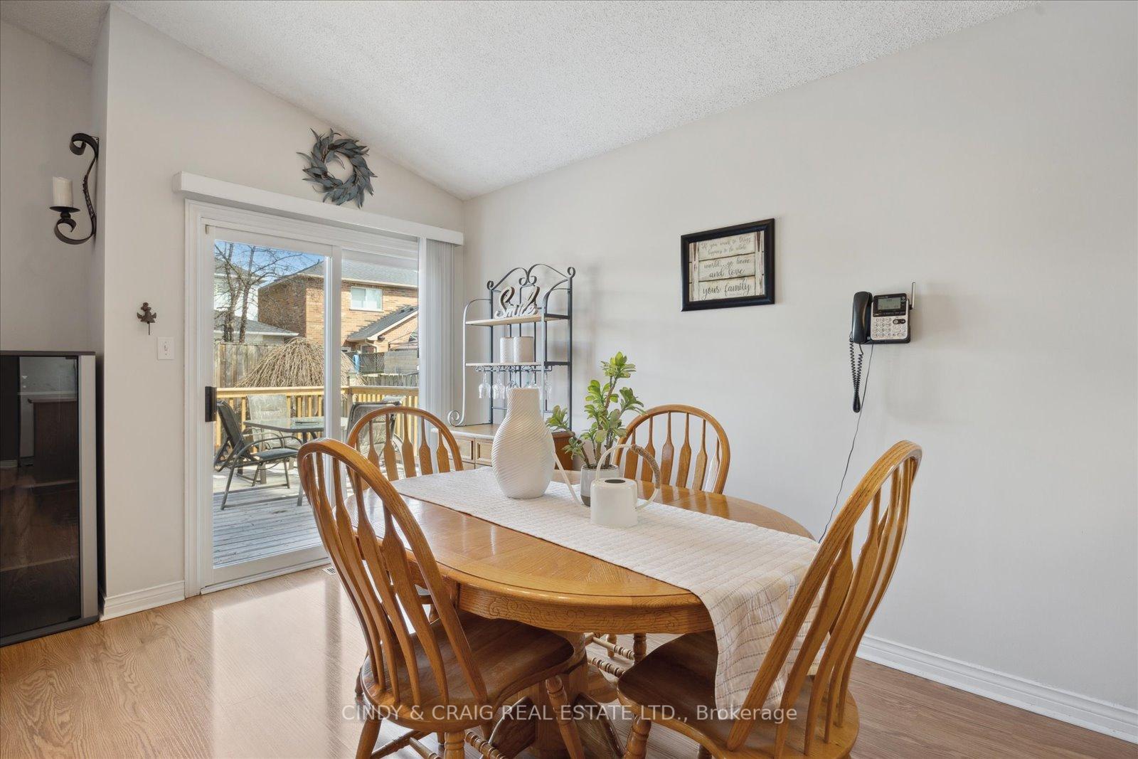 Photo 9 of 47 Granville Drive, Clarington, Courtice — HOMEH