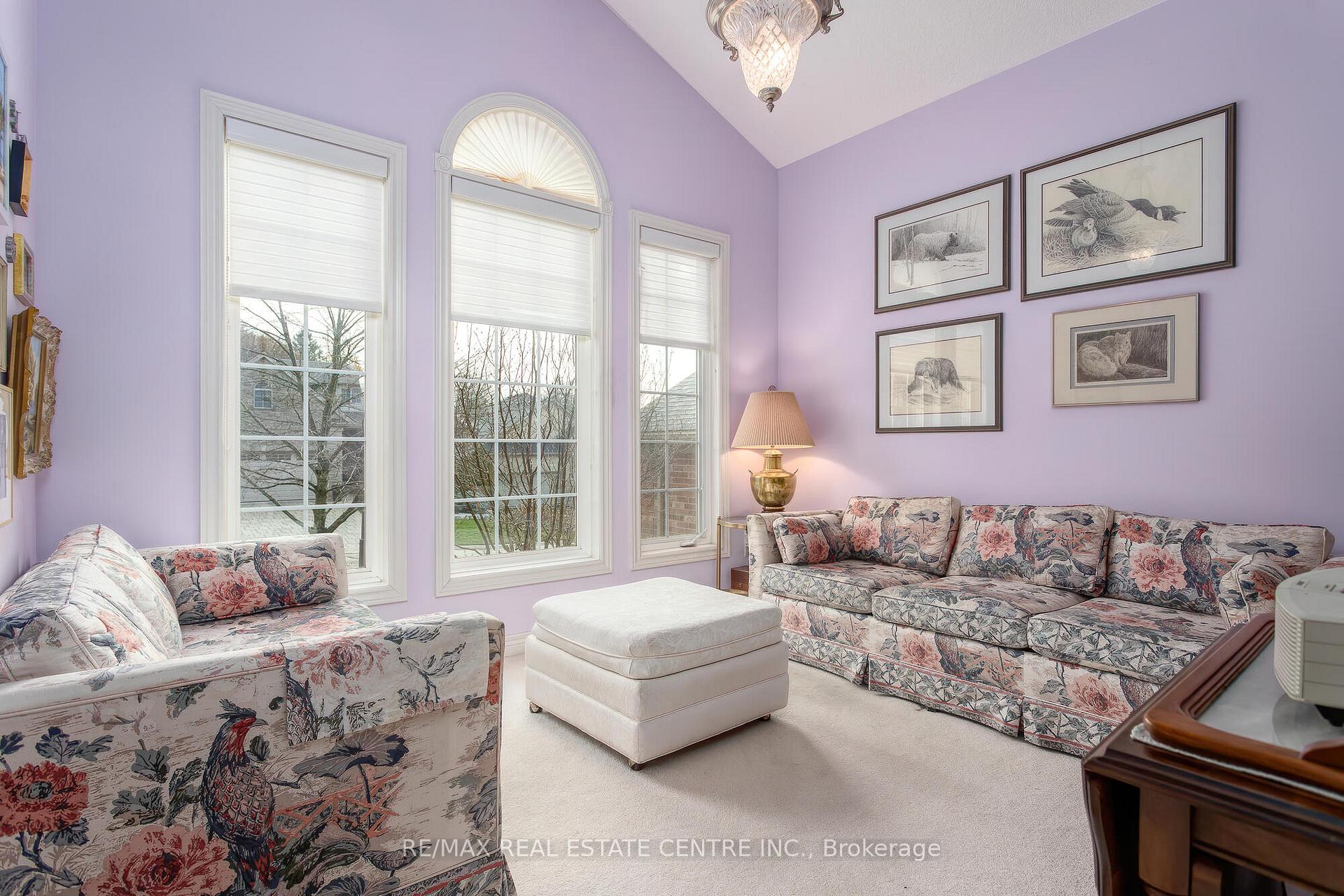 Photo 16 of 271 Riverview Place, Guelph, Riverside Park — HOMEH
