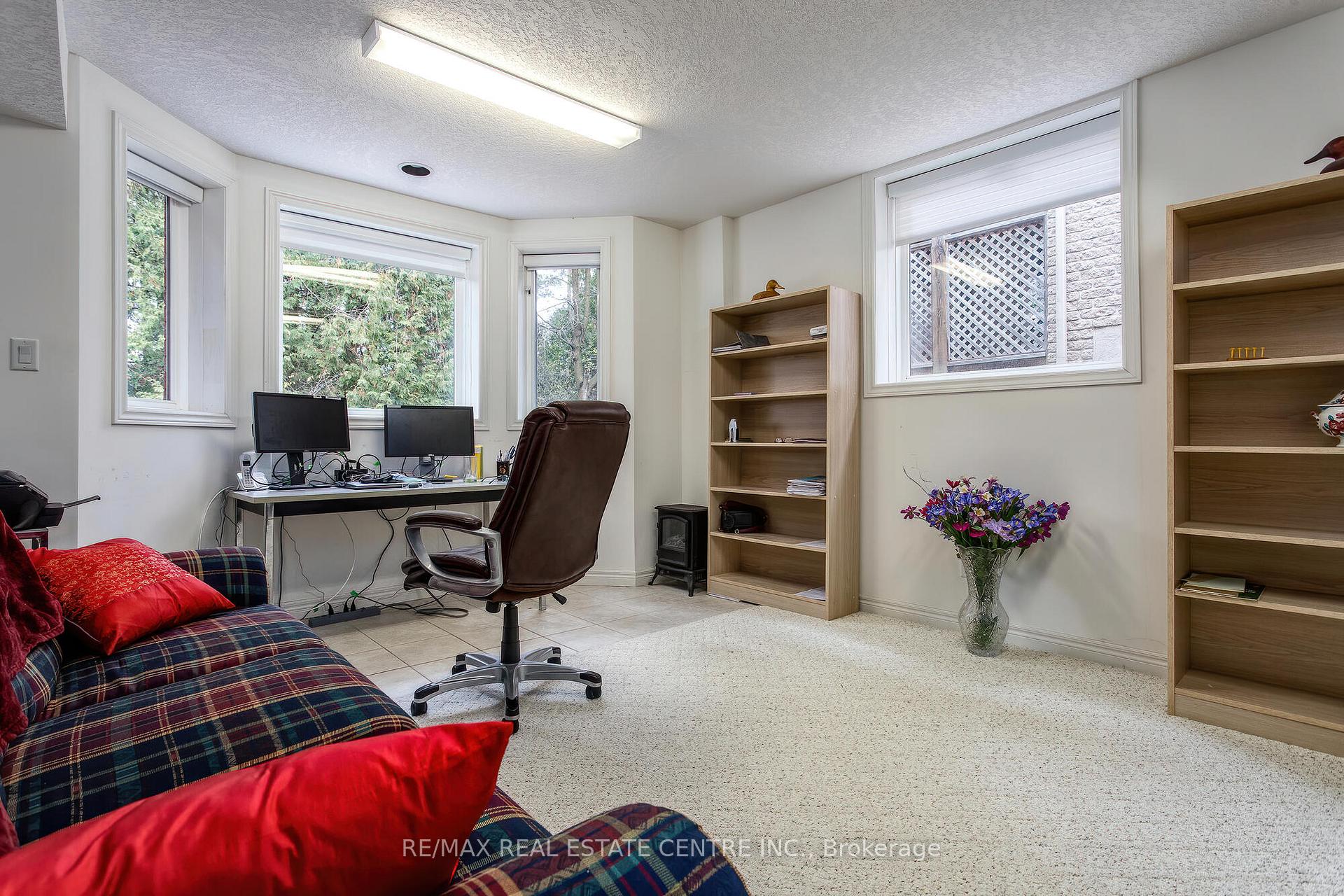 Photo 23 of 271 Riverview Place, Guelph, Riverside Park — HOMEH