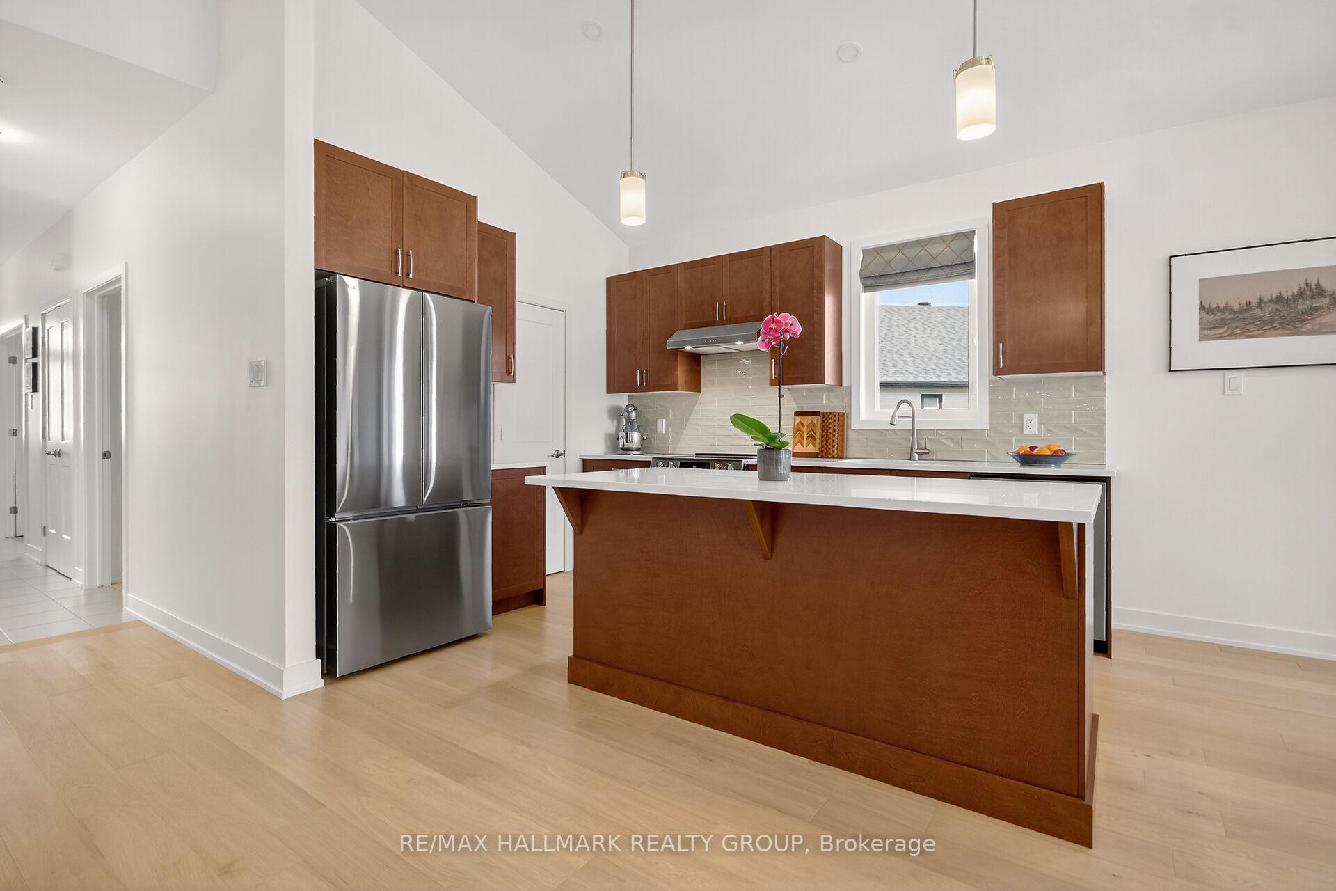 Photo 3 of 252 O'Donovan Drive, Carleton Place — HOMEH