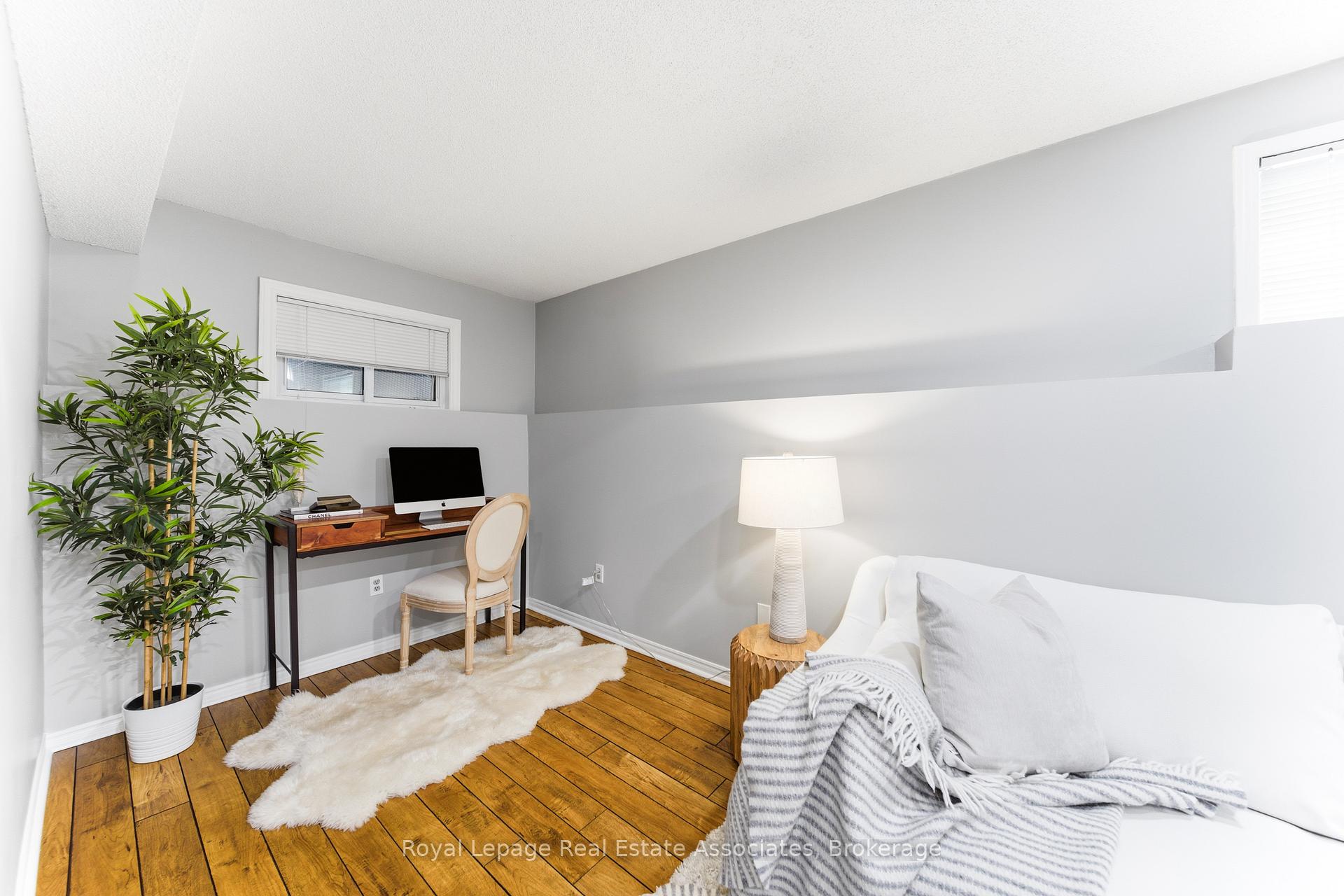 Photo 32 of 118 Copeman Crescent, Barrie, Painswick North — HOMEH