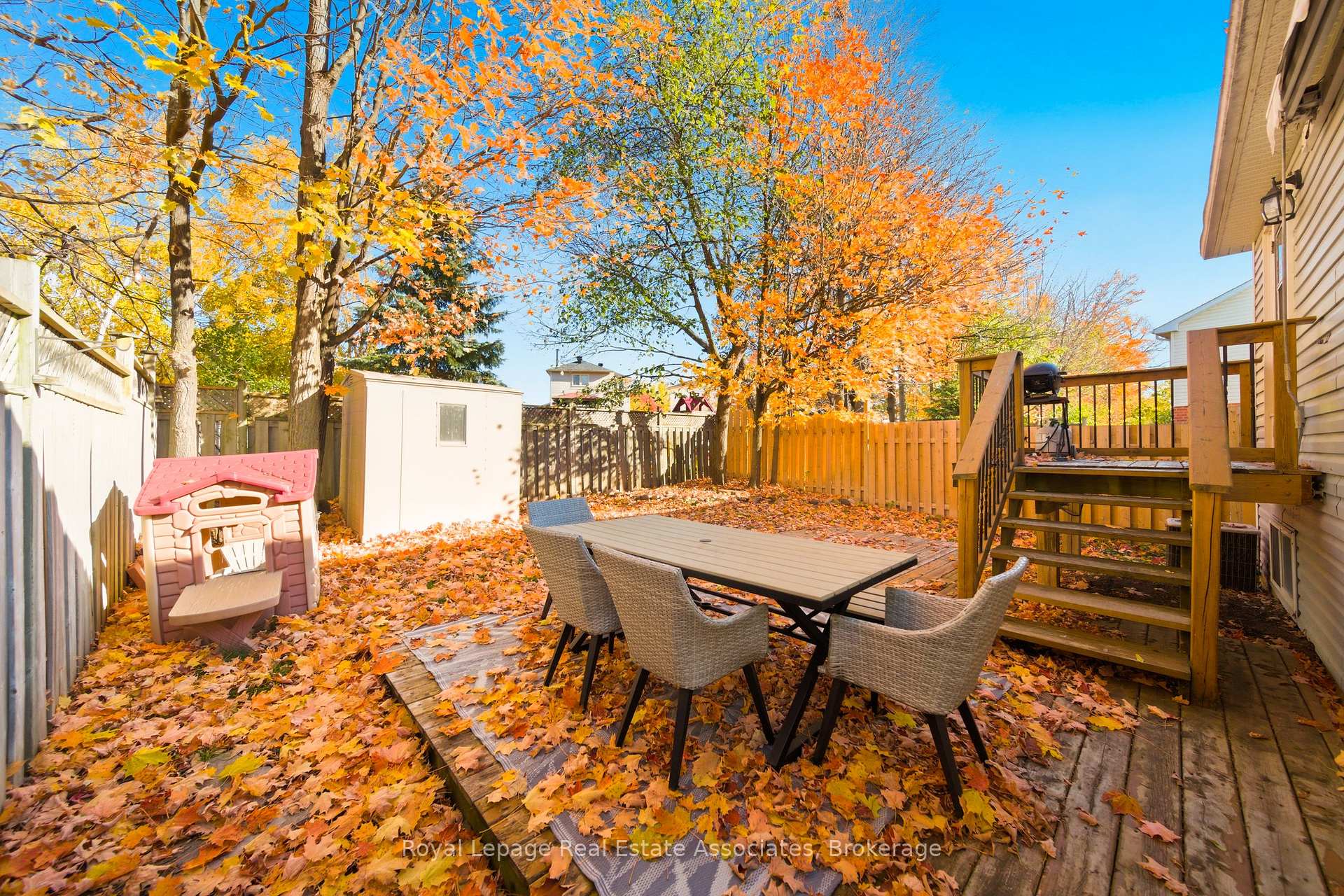 Photo 34 of 118 Copeman Crescent, Barrie, Painswick North — HOMEH