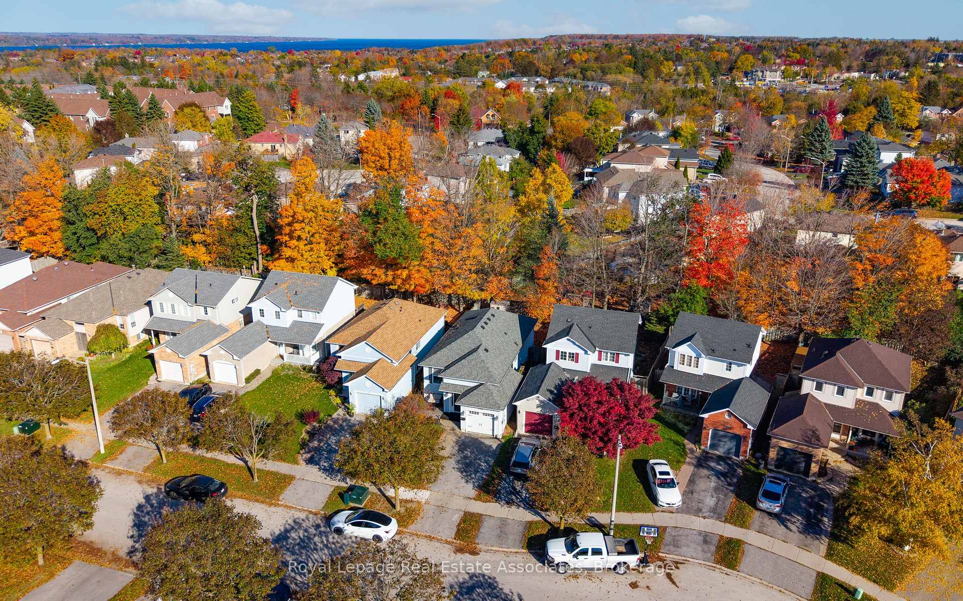 Photo 42 of 118 Copeman Crescent, Barrie, Painswick North — HOMEH