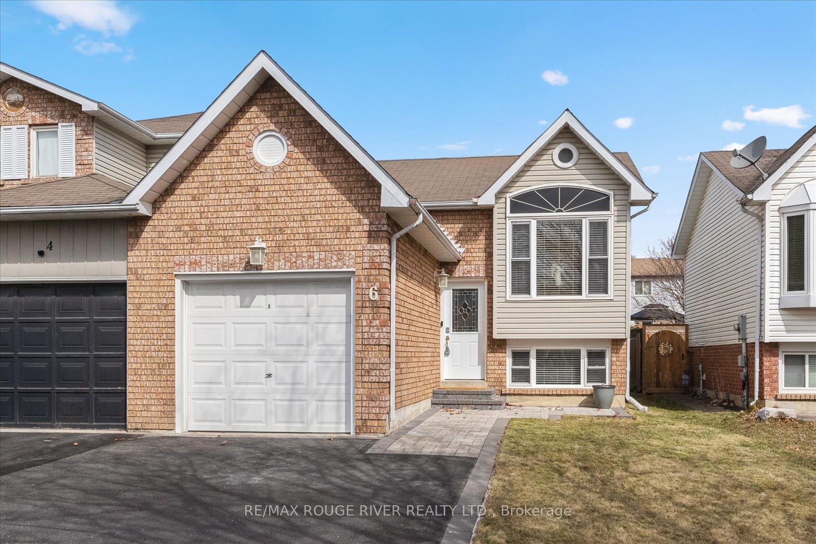 Photo 2 of 6 Fenwick Avenue, Clarington, Bowmanville — HOMEH