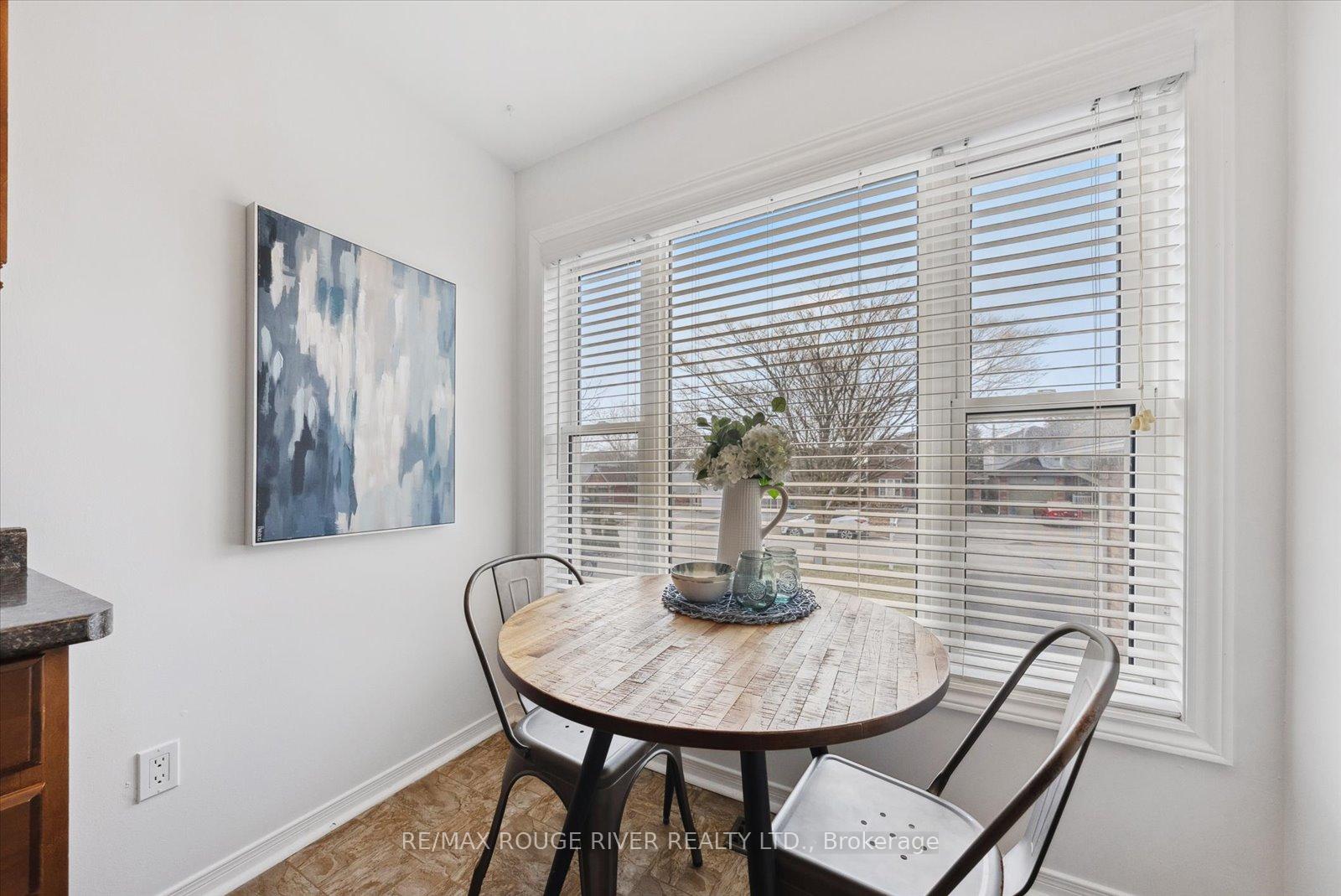 Photo 8 of 6 Fenwick Avenue, Clarington, Bowmanville — HOMEH