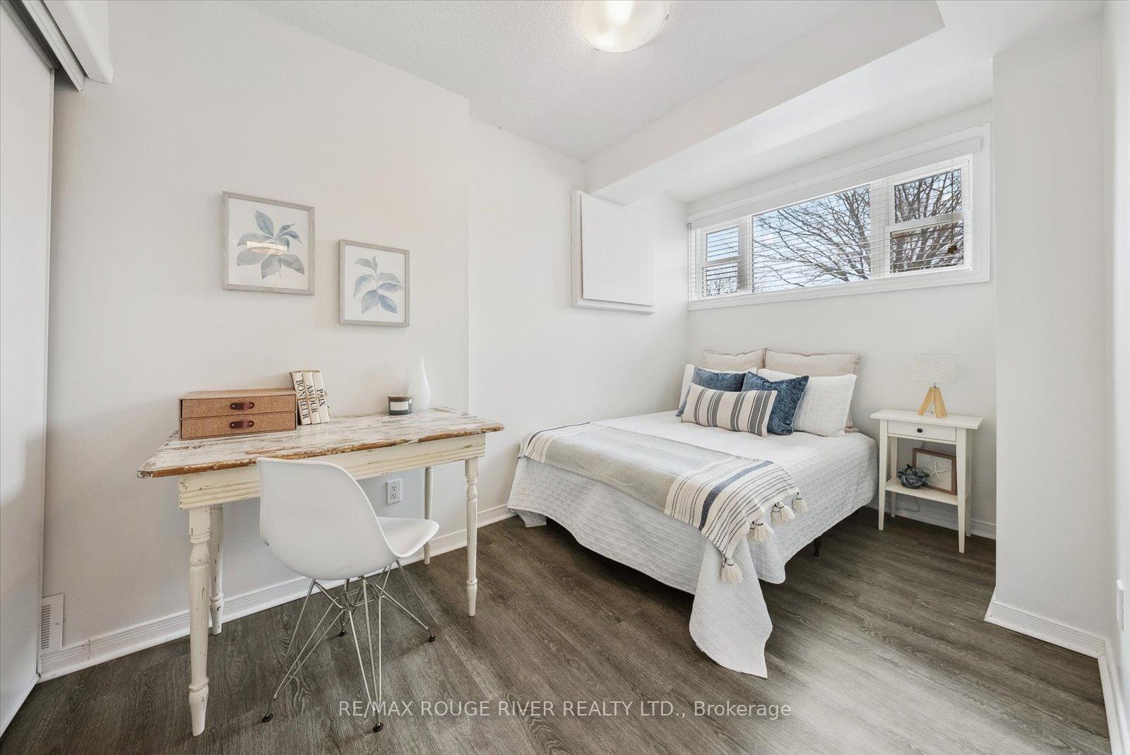 Photo 13 of 6 Fenwick Avenue, Clarington, Bowmanville — HOMEH