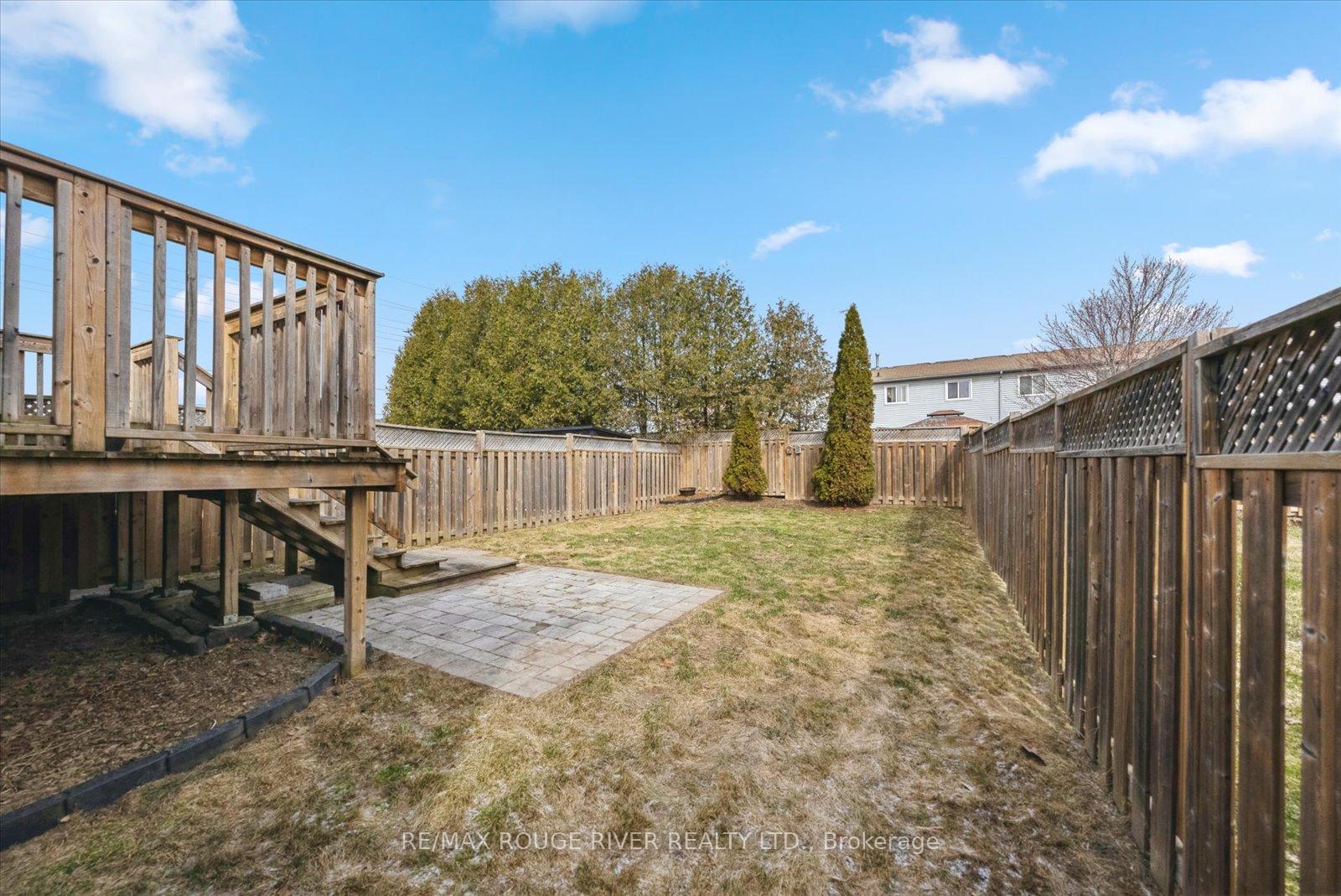 Photo 16 of 6 Fenwick Avenue, Clarington, Bowmanville — HOMEH