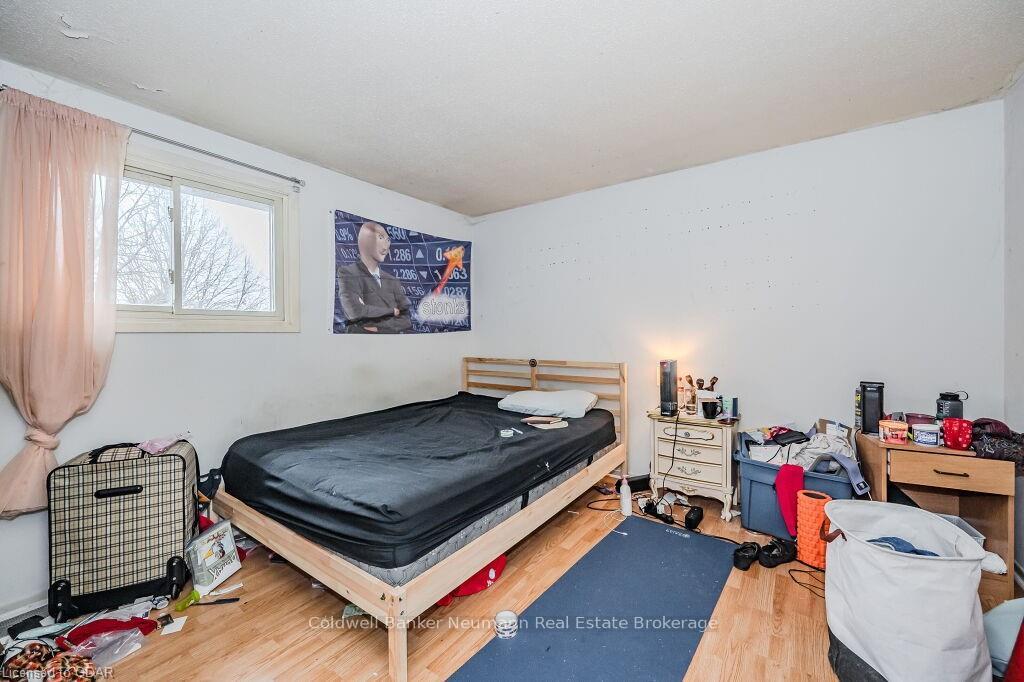 Photo 20 of 748 Scottsdale Dr, Guelph, Kortright West — HOMEH