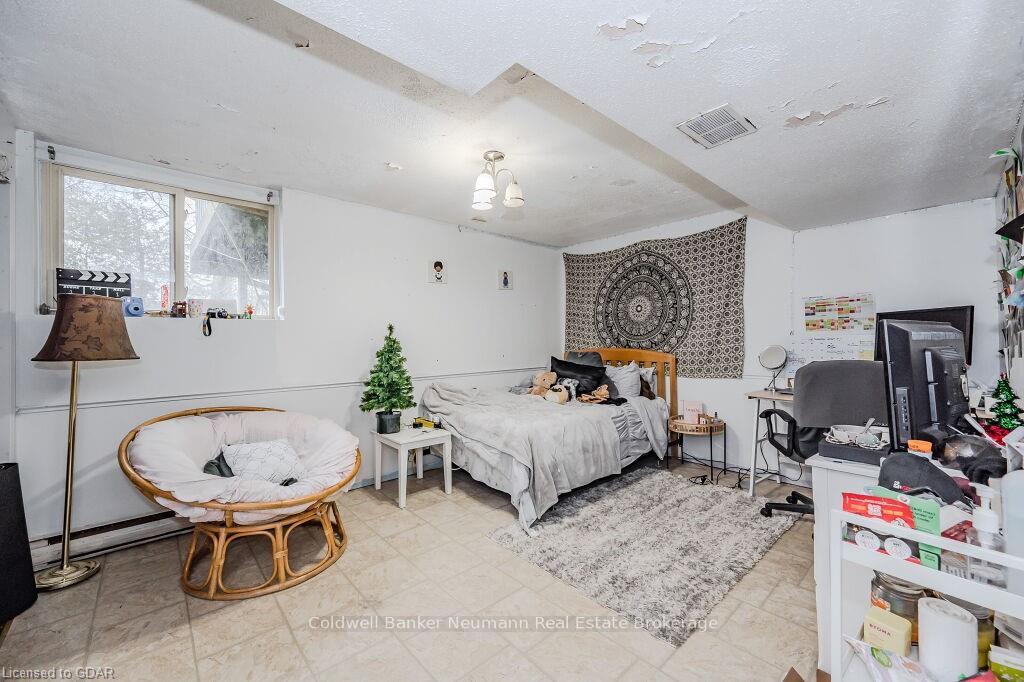 Photo 22 of 748 Scottsdale Dr, Guelph, Kortright West — HOMEH