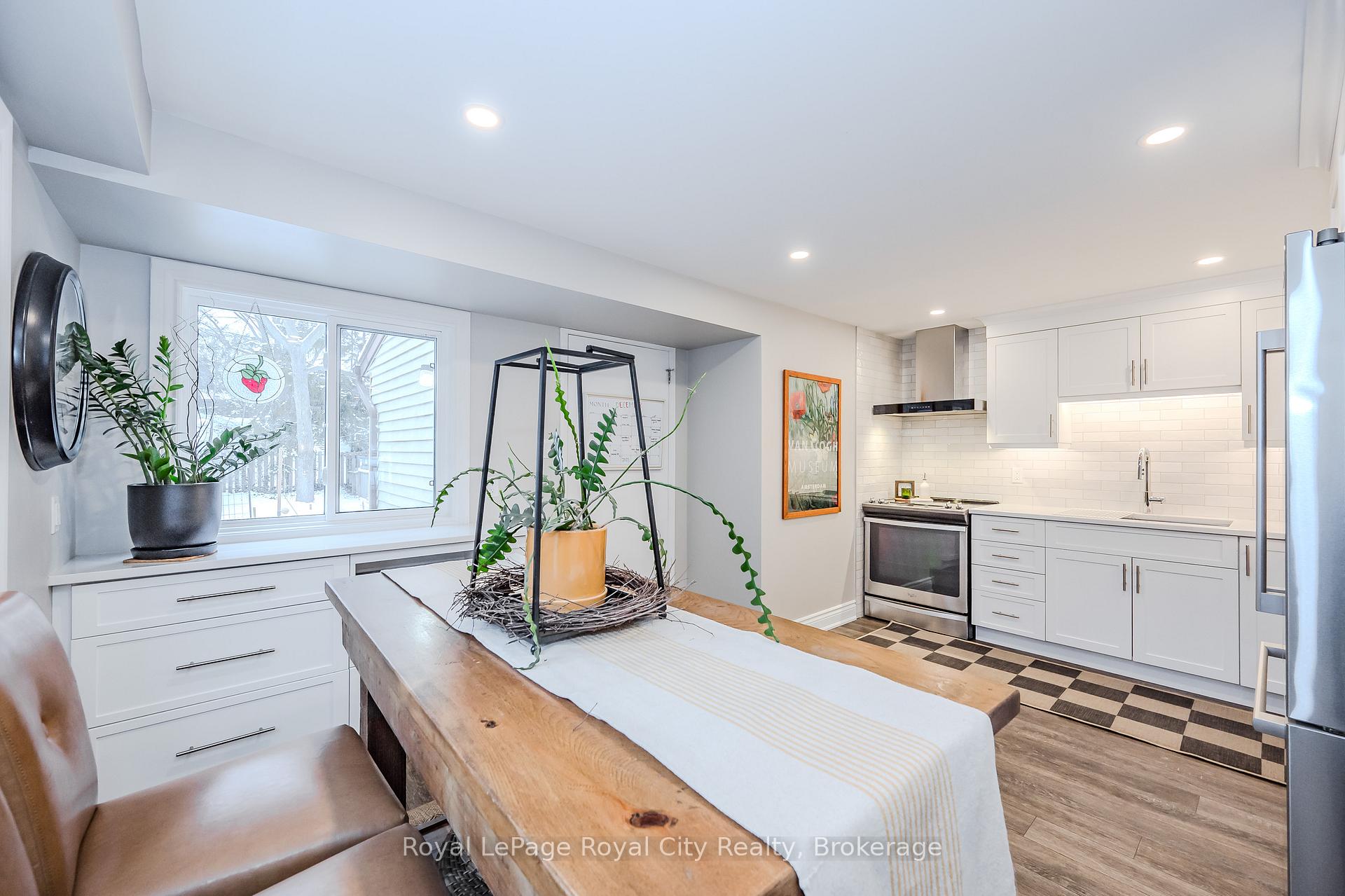 Photo 15 of 217 Bristol Street, Guelph, Junction/Onward Willow — HOMEH