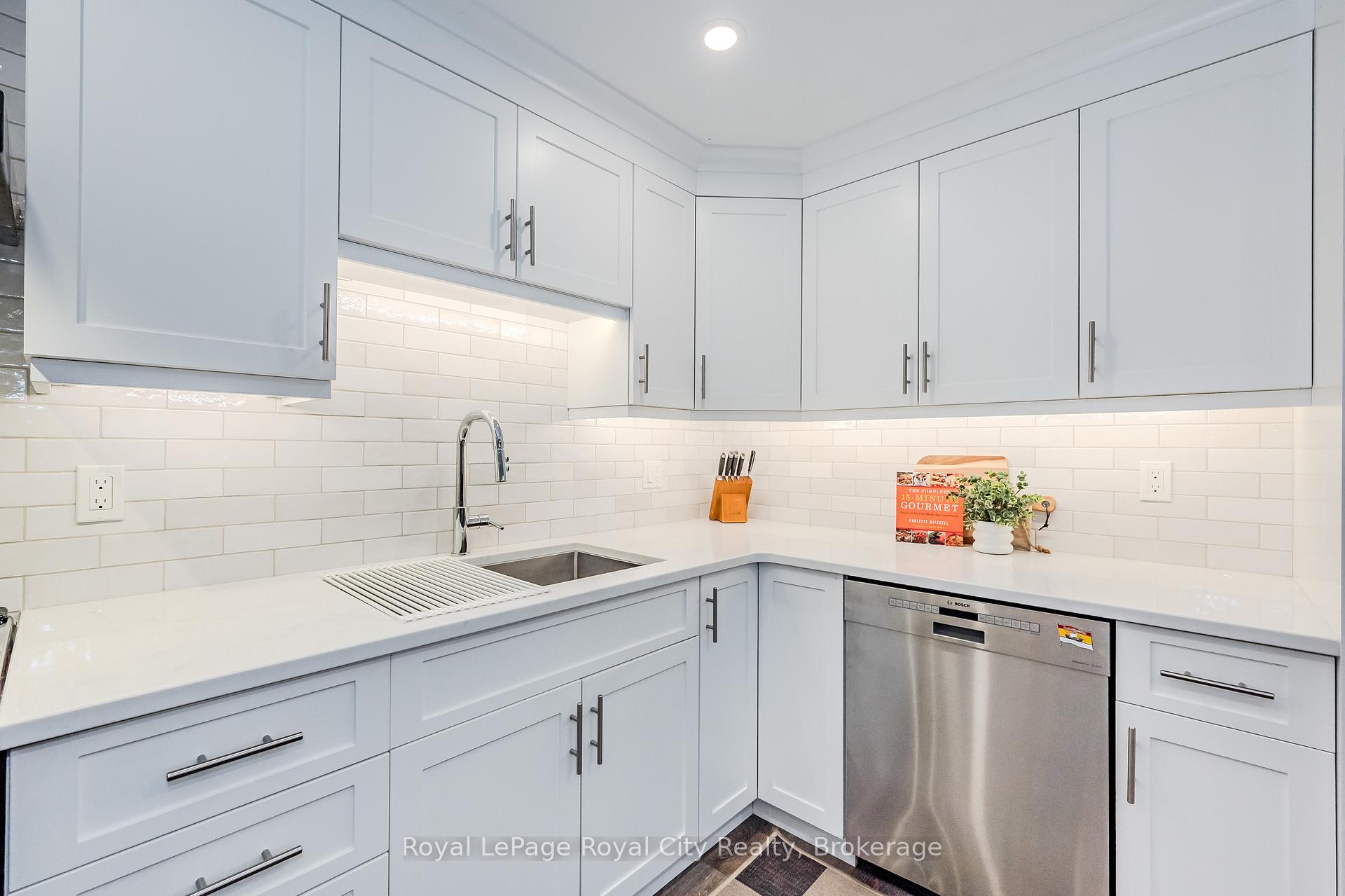 Photo 17 of 217 Bristol Street, Guelph, Junction/Onward Willow — HOMEH