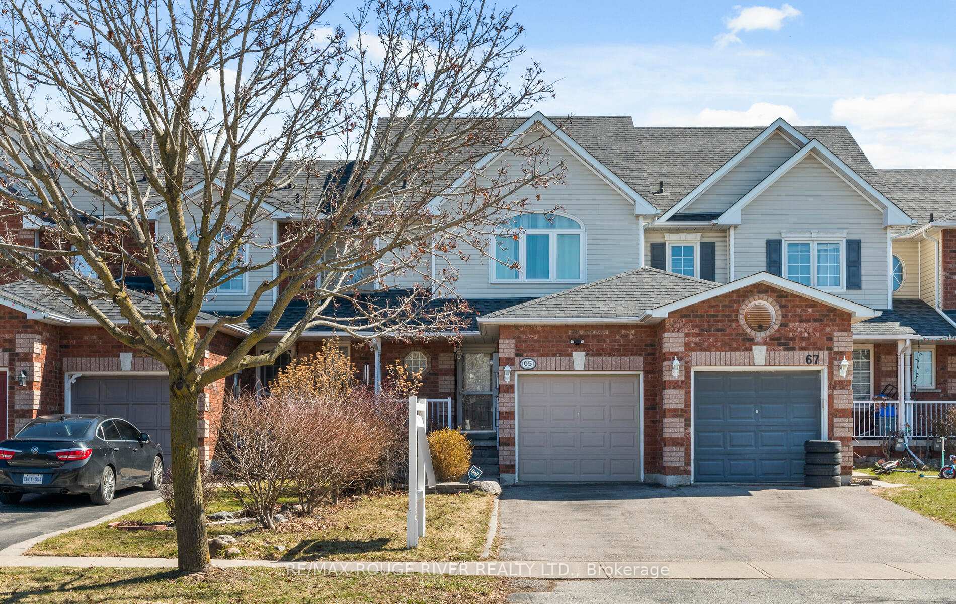 Photo 2 of 65 Cornish Drive, Clarington, Courtice — HOMEH