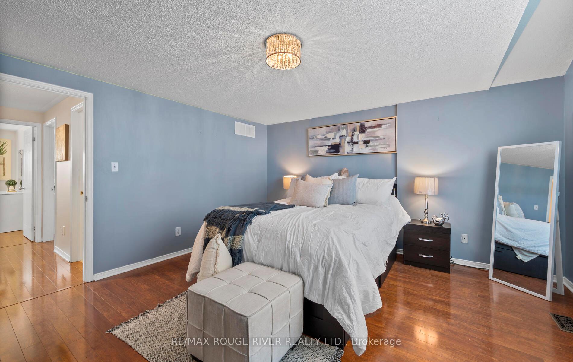 Photo 20 of 65 Cornish Drive, Clarington, Courtice — HOMEH