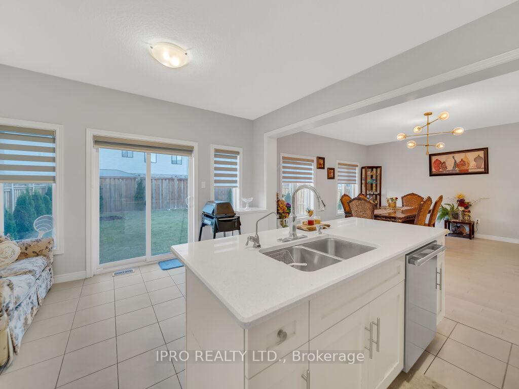 Photo 11 of 188 Ambrous Crescent, Guelph, Kortright East — HOMEH