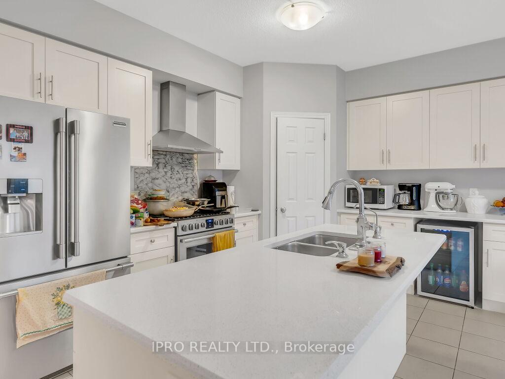 Photo 12 of 188 Ambrous Crescent, Guelph, Kortright East — HOMEH
