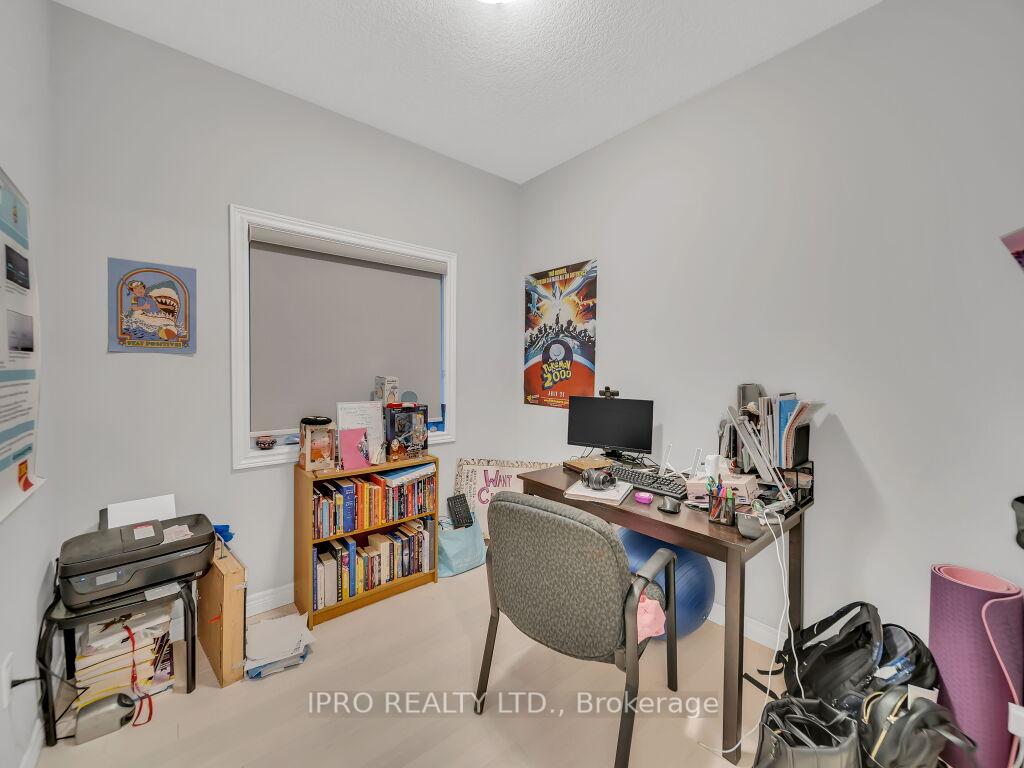 Photo 18 of 188 Ambrous Crescent, Guelph, Kortright East — HOMEH
