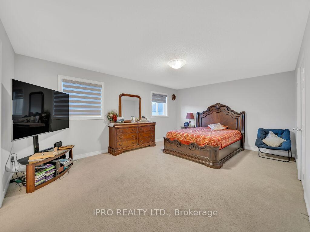 Photo 22 of 188 Ambrous Crescent, Guelph, Kortright East — HOMEH