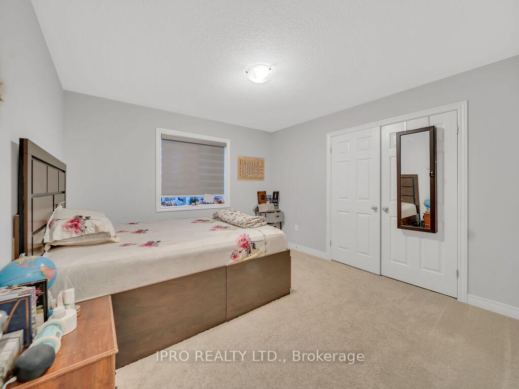Photo 27 of 188 Ambrous Crescent, Guelph, Kortright East — HOMEH