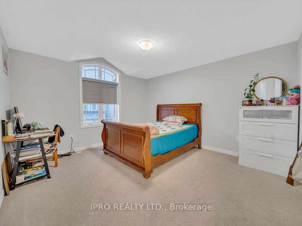 Photo 29 of 188 Ambrous Crescent, Guelph, Kortright East — HOMEH