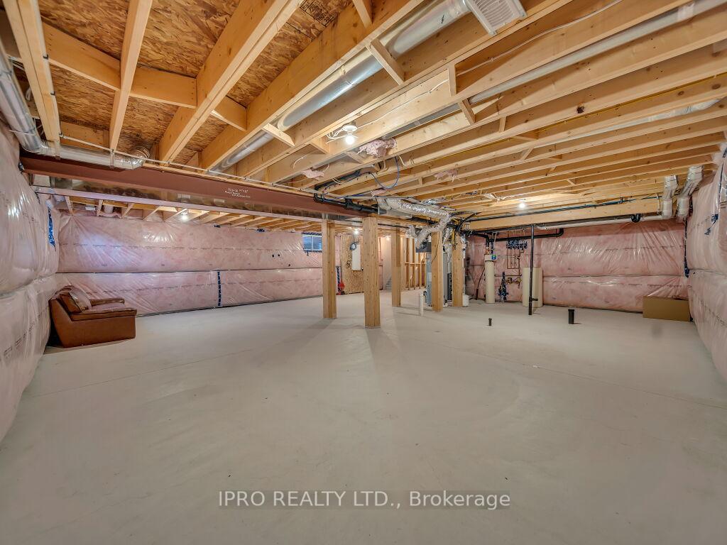 Photo 35 of 188 Ambrous Crescent, Guelph, Kortright East — HOMEH