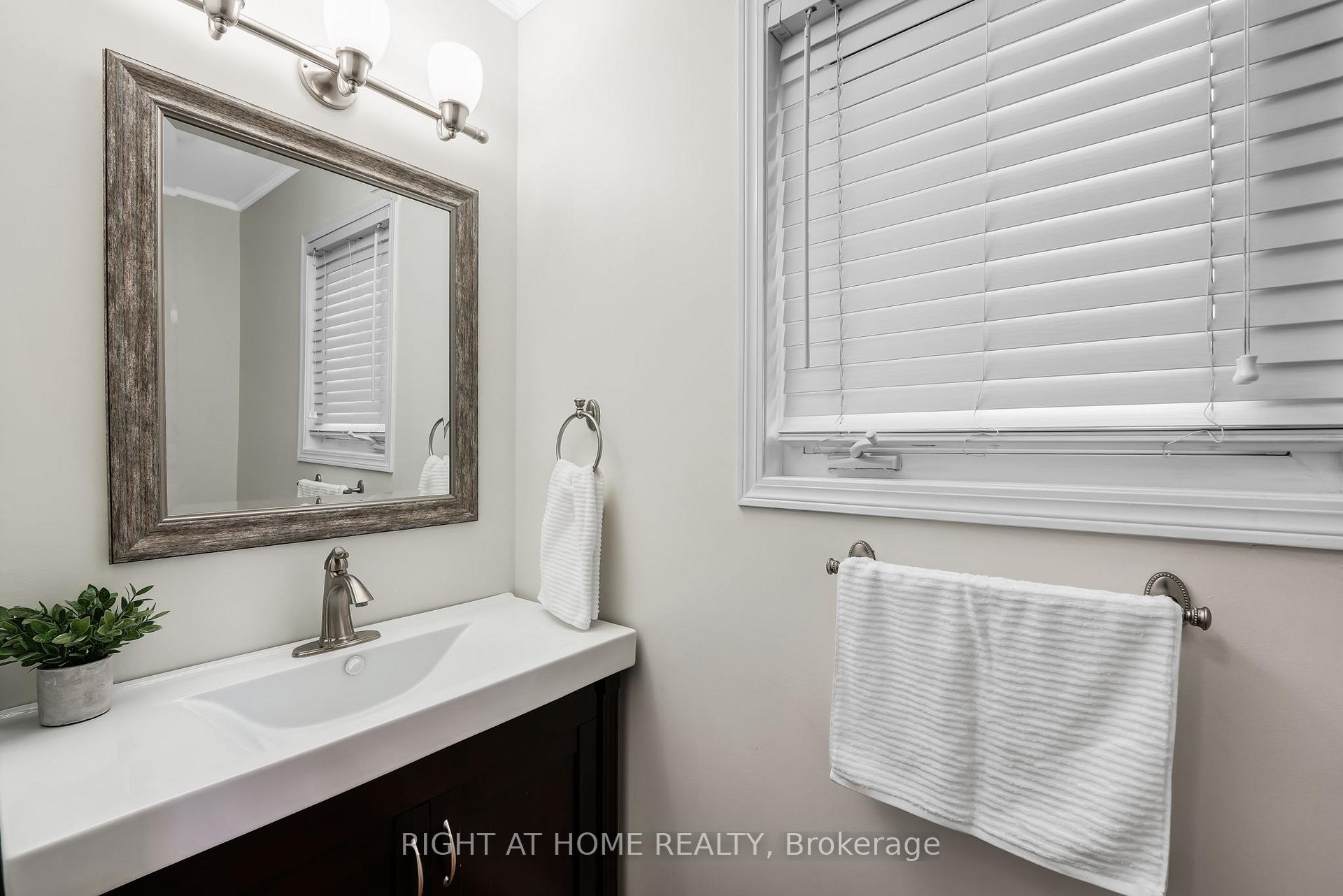 Photo 16 of 2 Daley Avenue, Clarington, Bowmanville — HOMEH