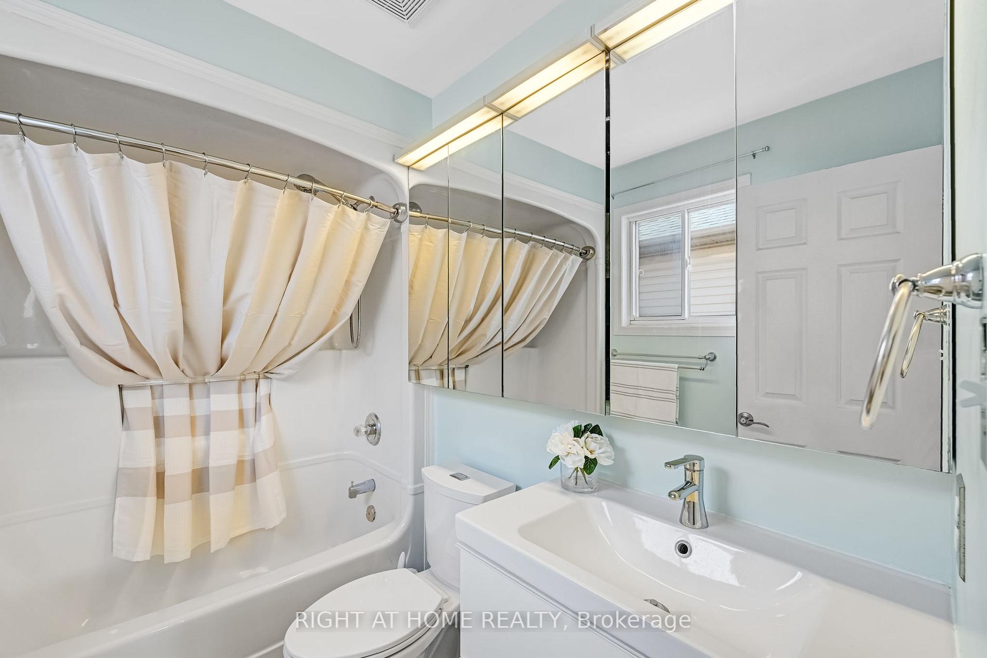 Photo 22 of 2 Daley Avenue, Clarington, Bowmanville — HOMEH