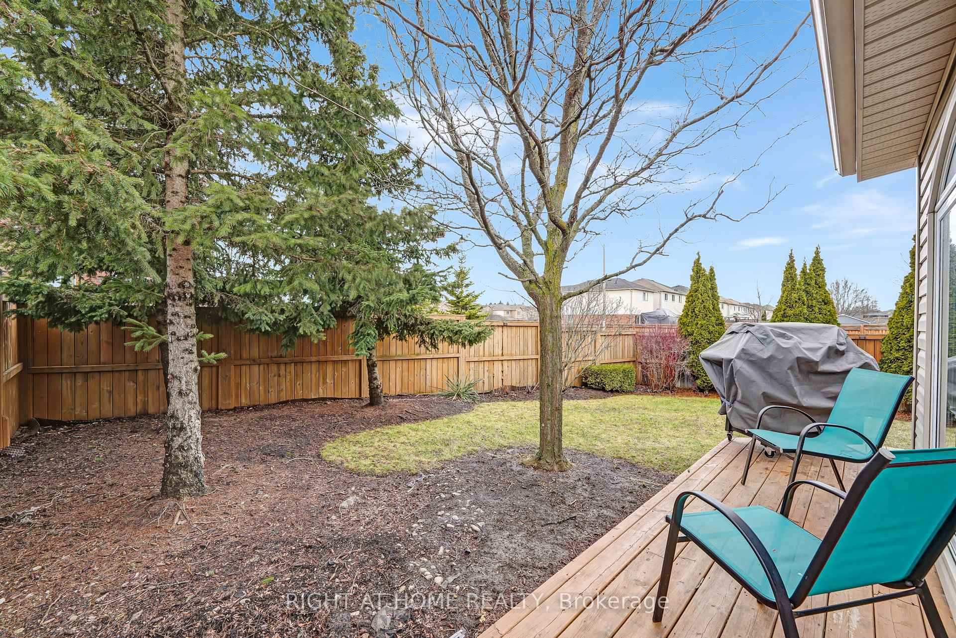Photo 37 of 2 Daley Avenue, Clarington, Bowmanville — HOMEH