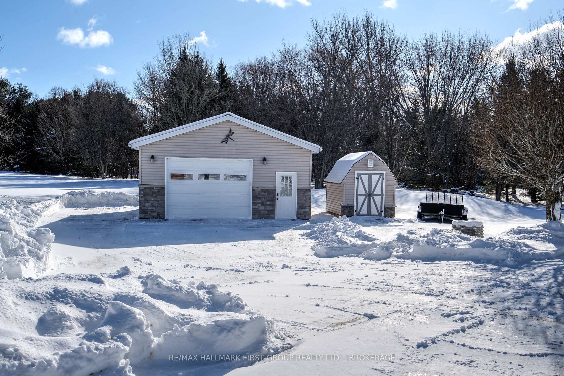 Photo 4 of 4479 Ashwood Drive, Frontenac, Frontenac South — HOMEH