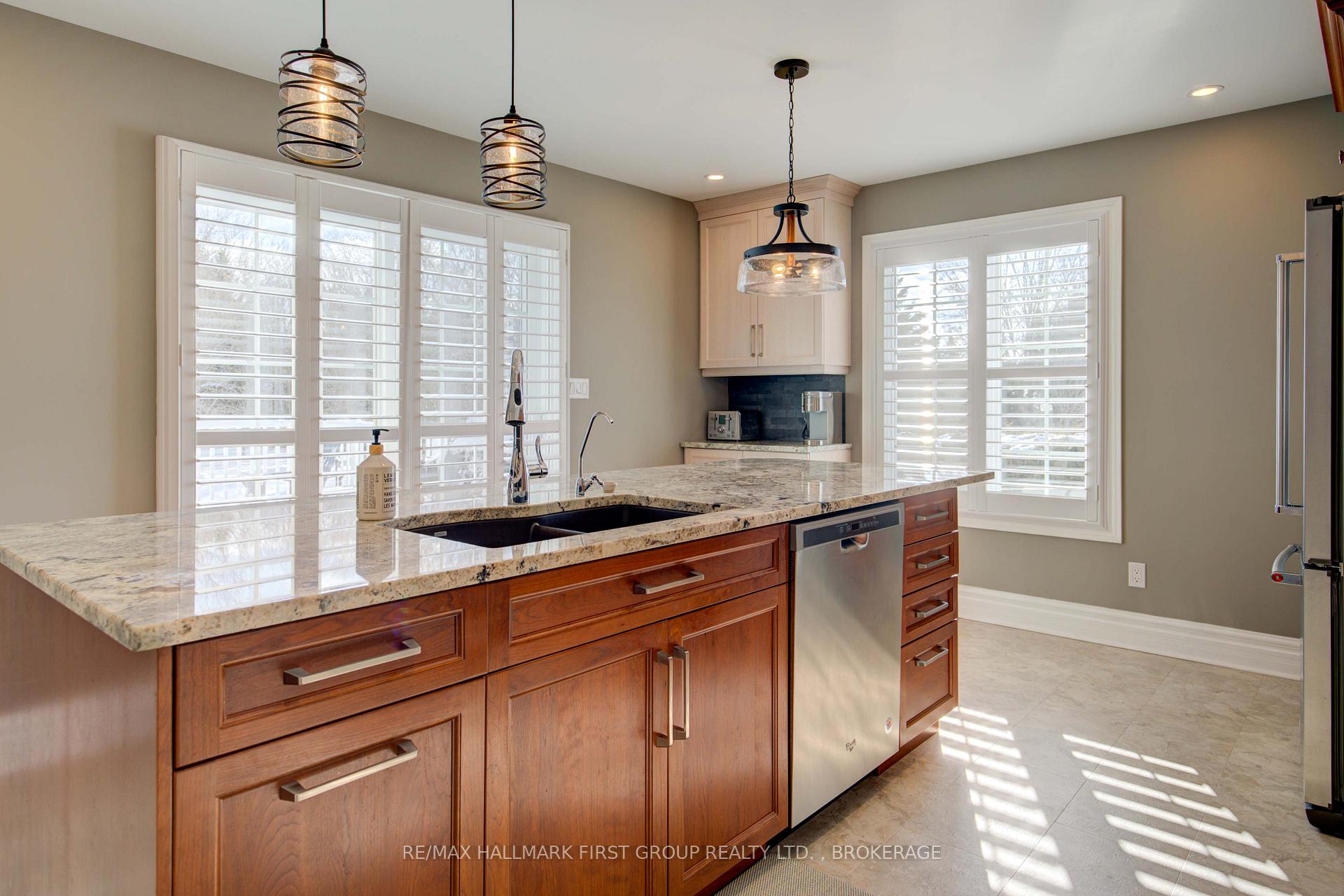 Photo 11 of 4479 Ashwood Drive, Frontenac, Frontenac South — HOMEH