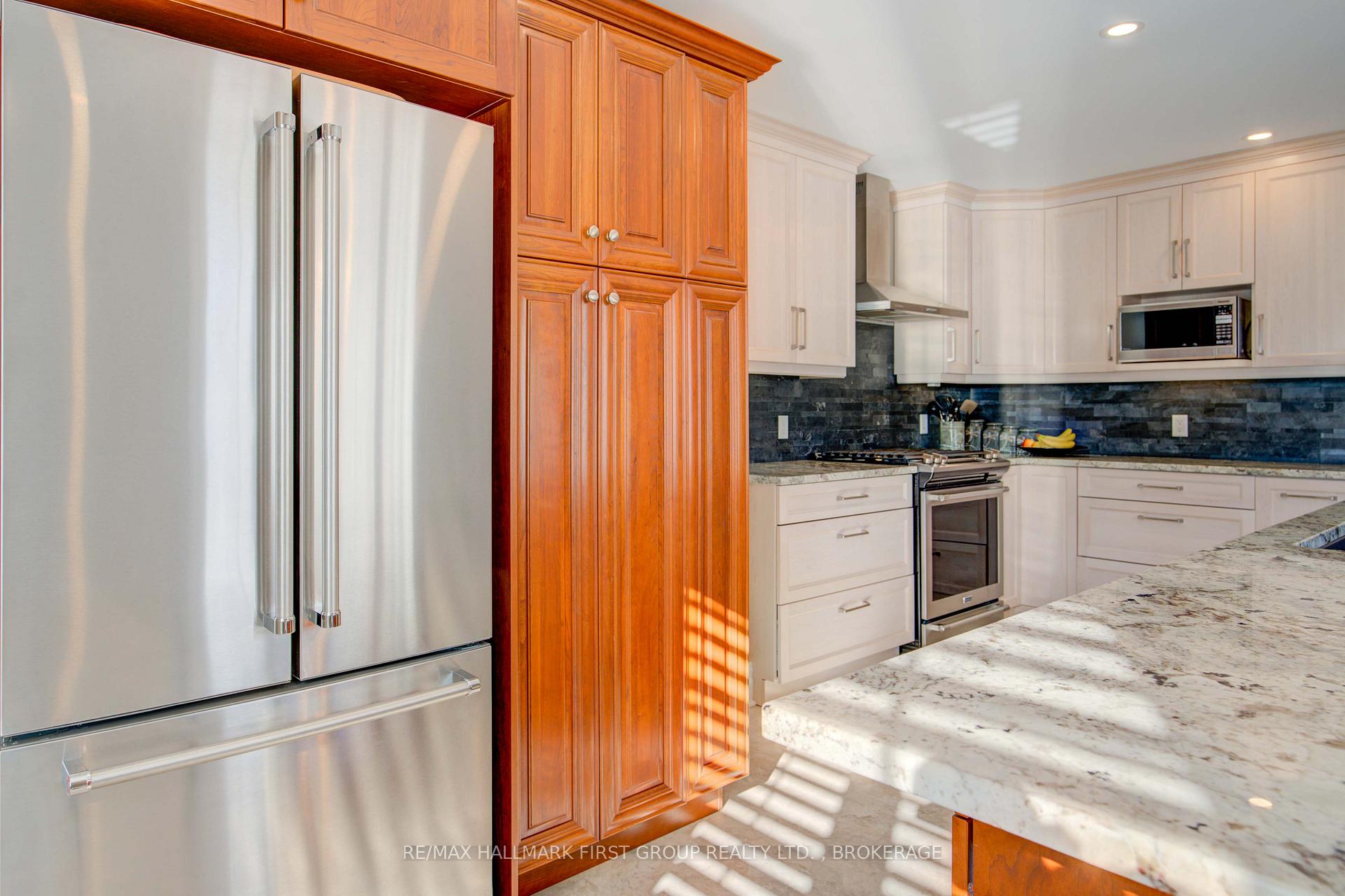 Photo 15 of 4479 Ashwood Drive, Frontenac, Frontenac South — HOMEH