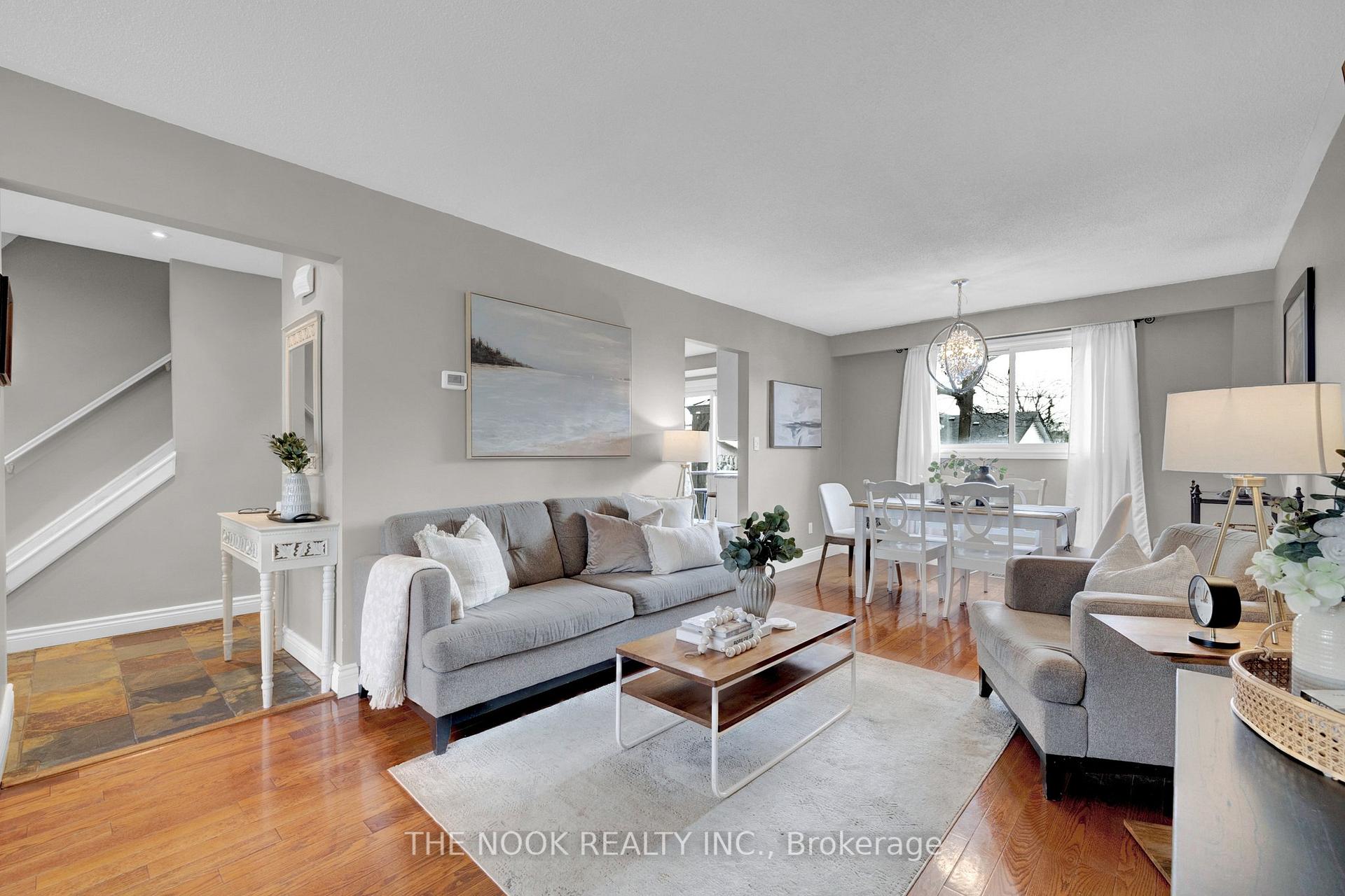 Photo 6 of 15 Holgate Crescent, Clarington, Bowmanville — HOMEH