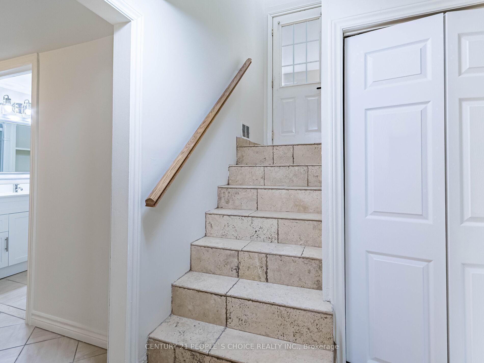 Photo 28 of 237 Highridge Avenue, Hamilton, Riverdale — HOMEH