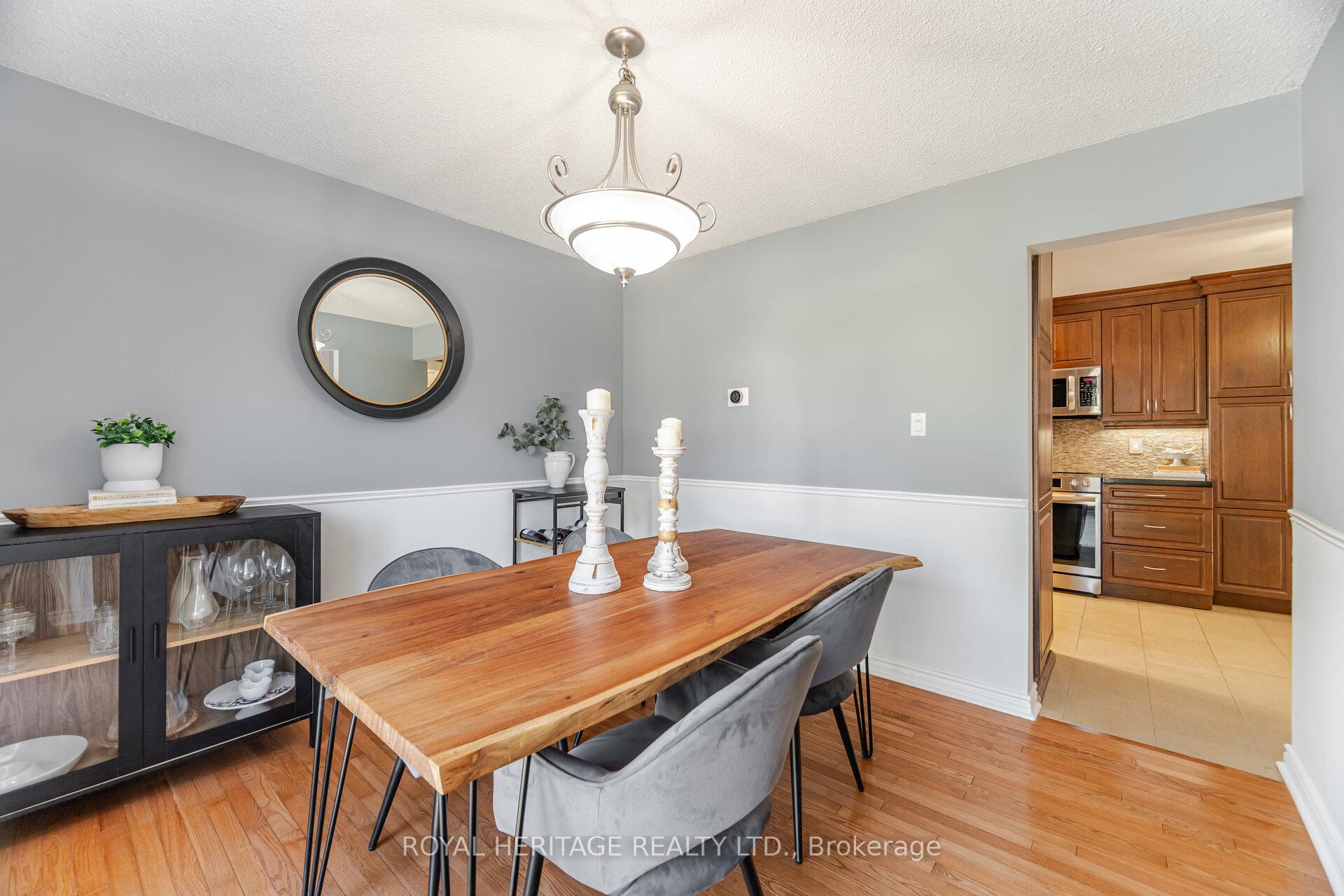 Photo 14 of 6 Field Crescent, Ajax, Central East — HOMEH