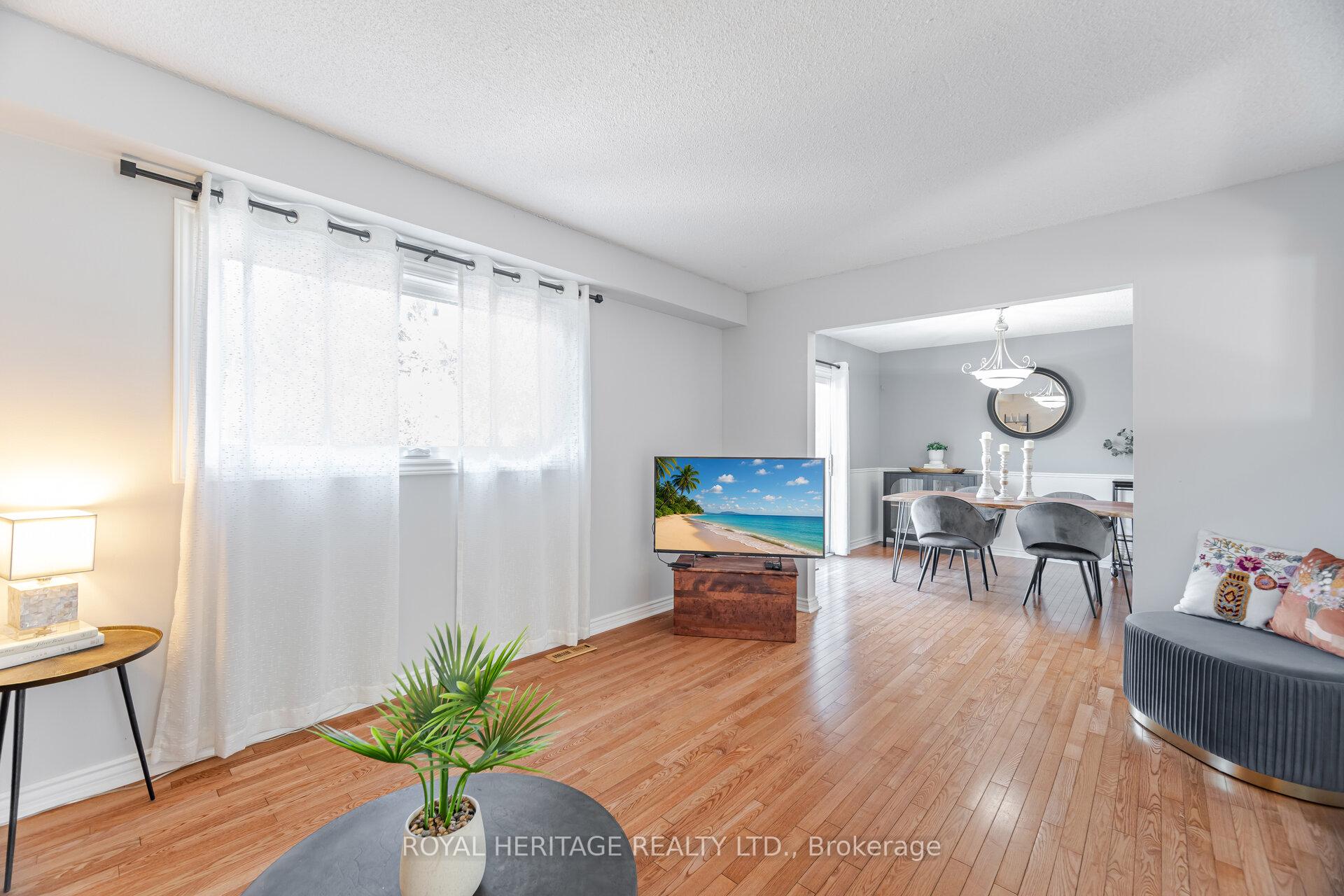 Photo 17 of 6 Field Crescent, Ajax, Central East — HOMEH