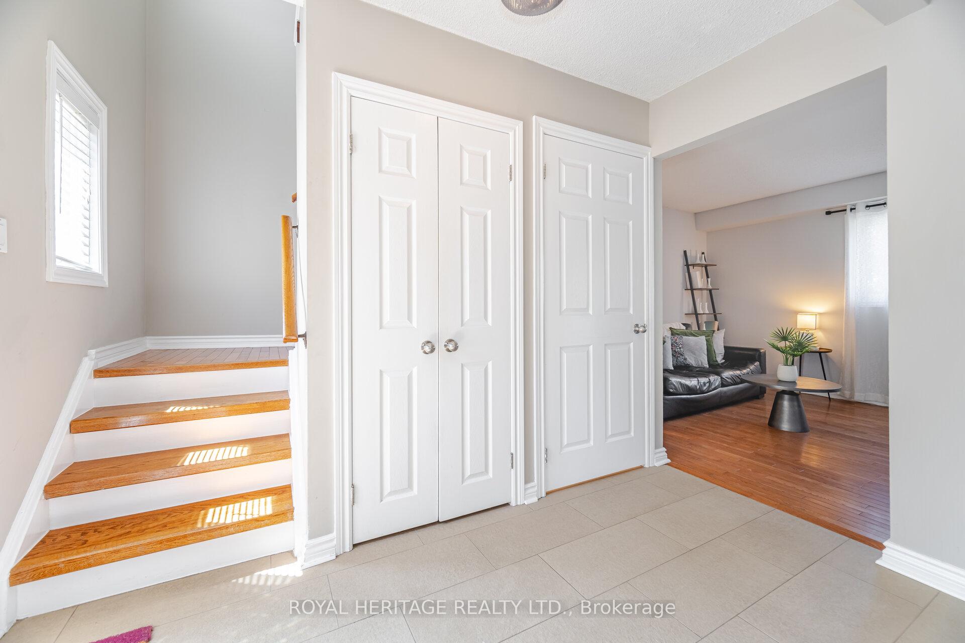 Photo 19 of 6 Field Crescent, Ajax, Central East — HOMEH