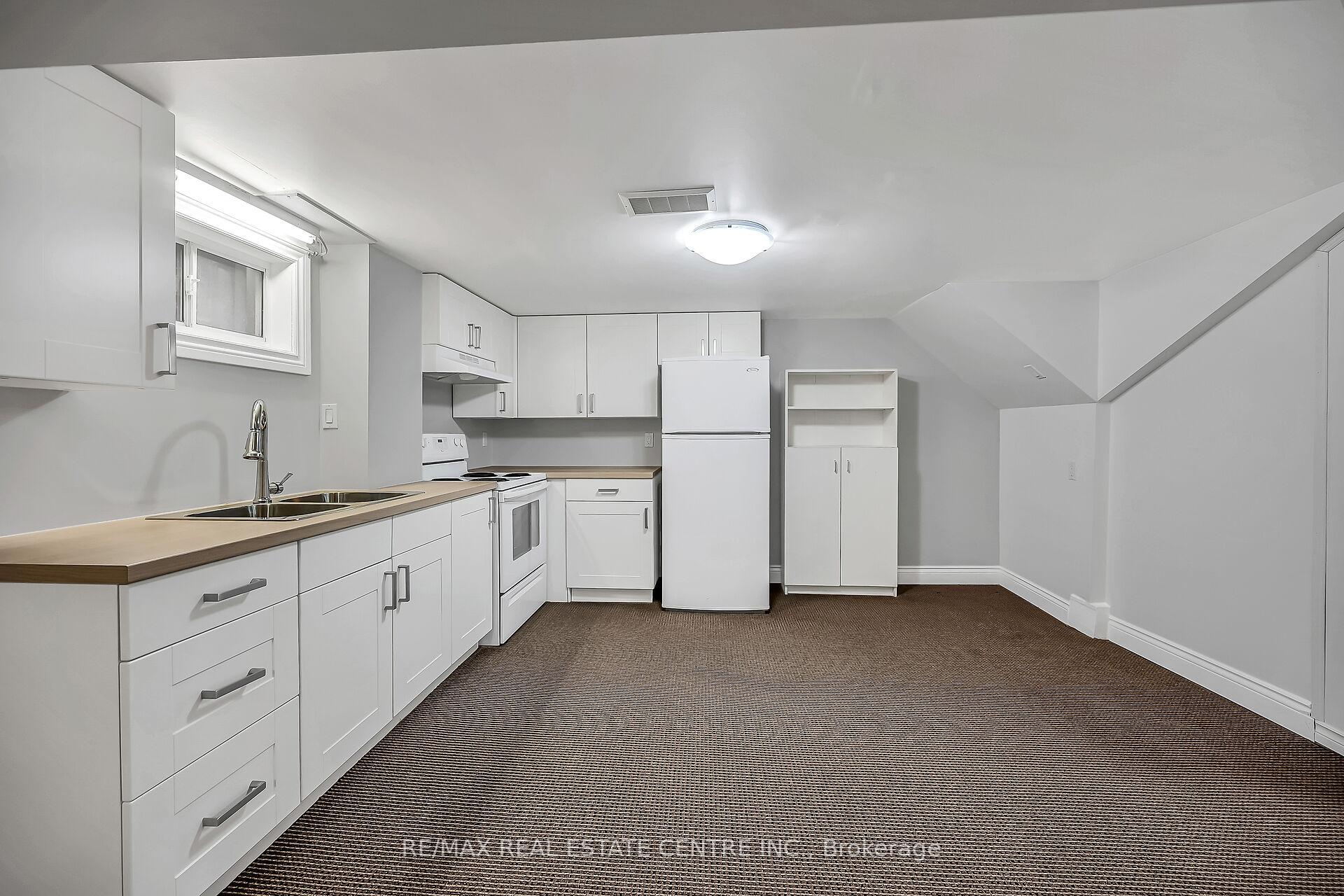 Photo 16 of 169 Pottruff Road S, Hamilton, Greenford — HOMEH