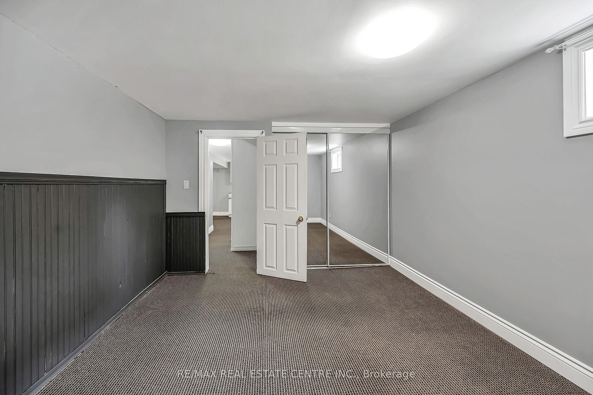 Photo 22 of 169 Pottruff Road S, Hamilton, Greenford — HOMEH