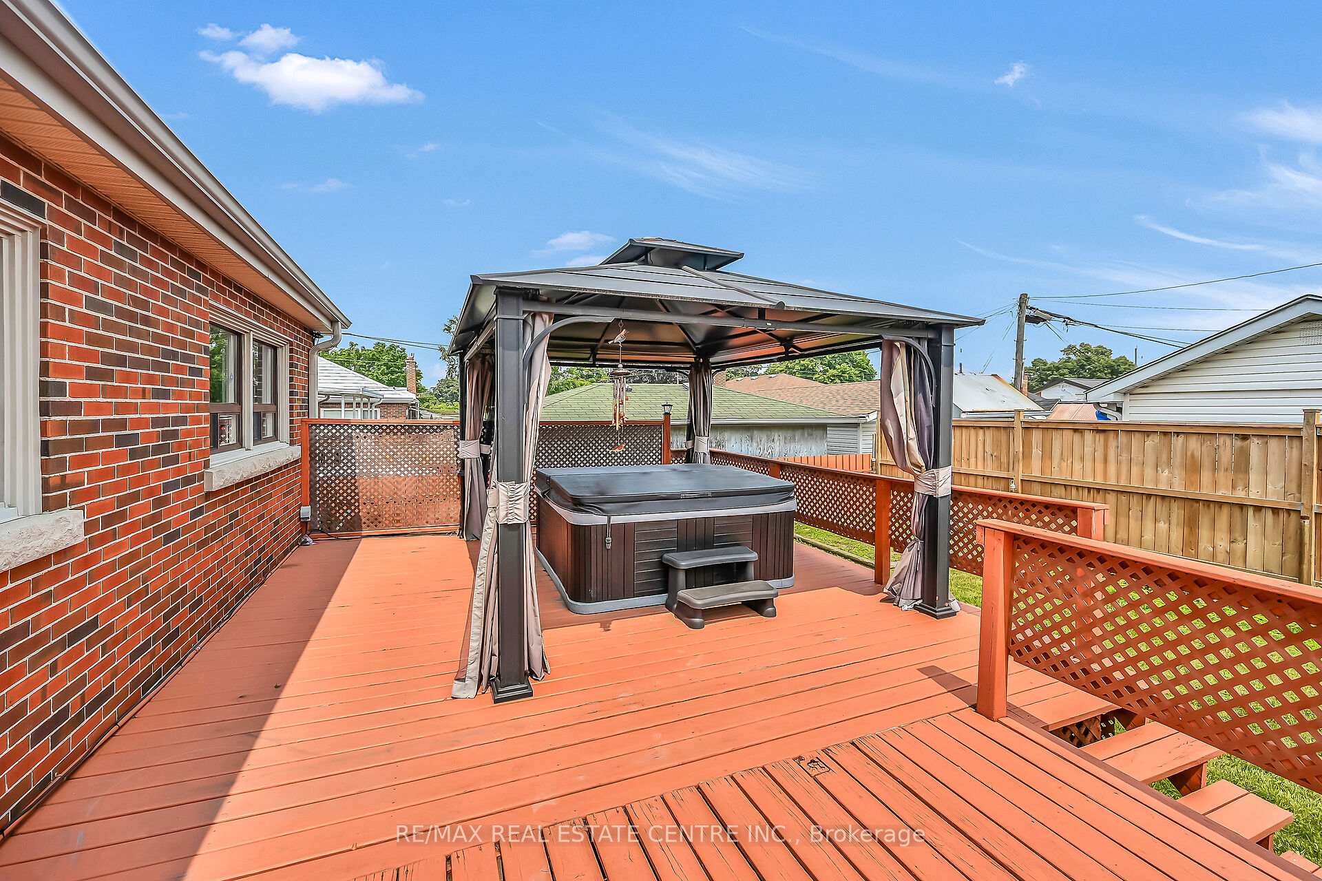 Photo 28 of 169 Pottruff Road S, Hamilton, Greenford — HOMEH
