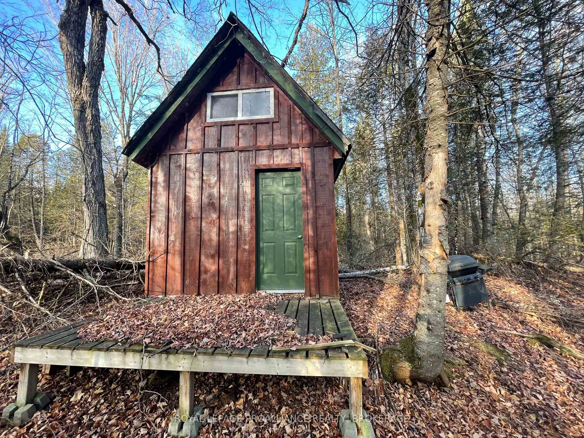 Photo 12 of 1518 Wintergreen Road, Frontenac, Frontenac North — HOMEH