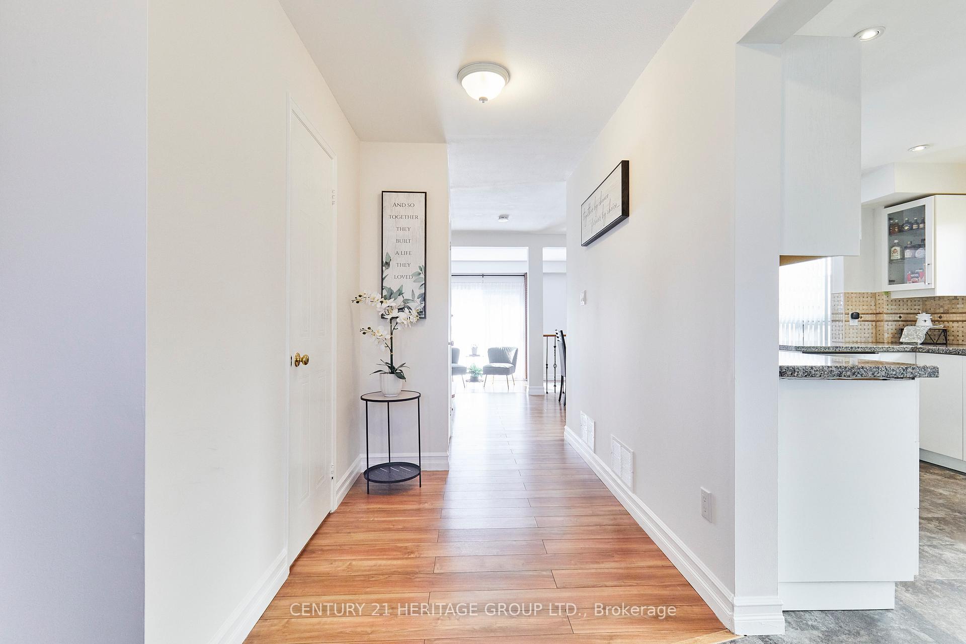 Photo 3 of 32 Stuart Road, Clarington, Courtice — HOMEH