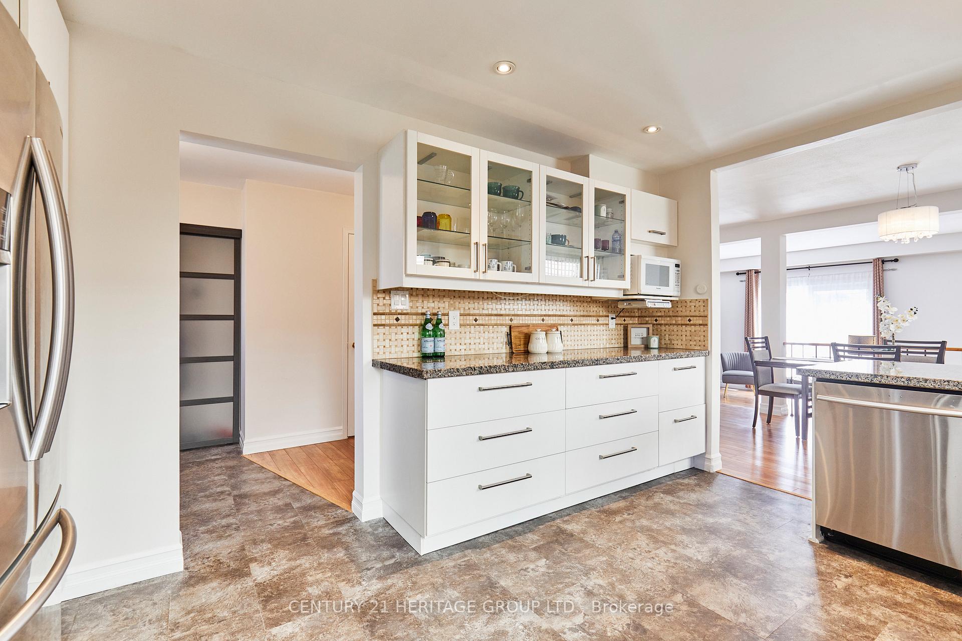 Photo 9 of 32 Stuart Road, Clarington, Courtice — HOMEH