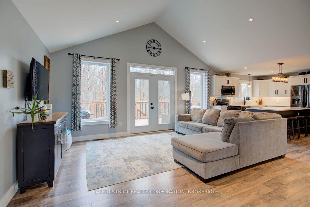 Photo 3 of 1014 Art Duffy Road, Central Frontenac, Frontenac Centre — HOMEH
