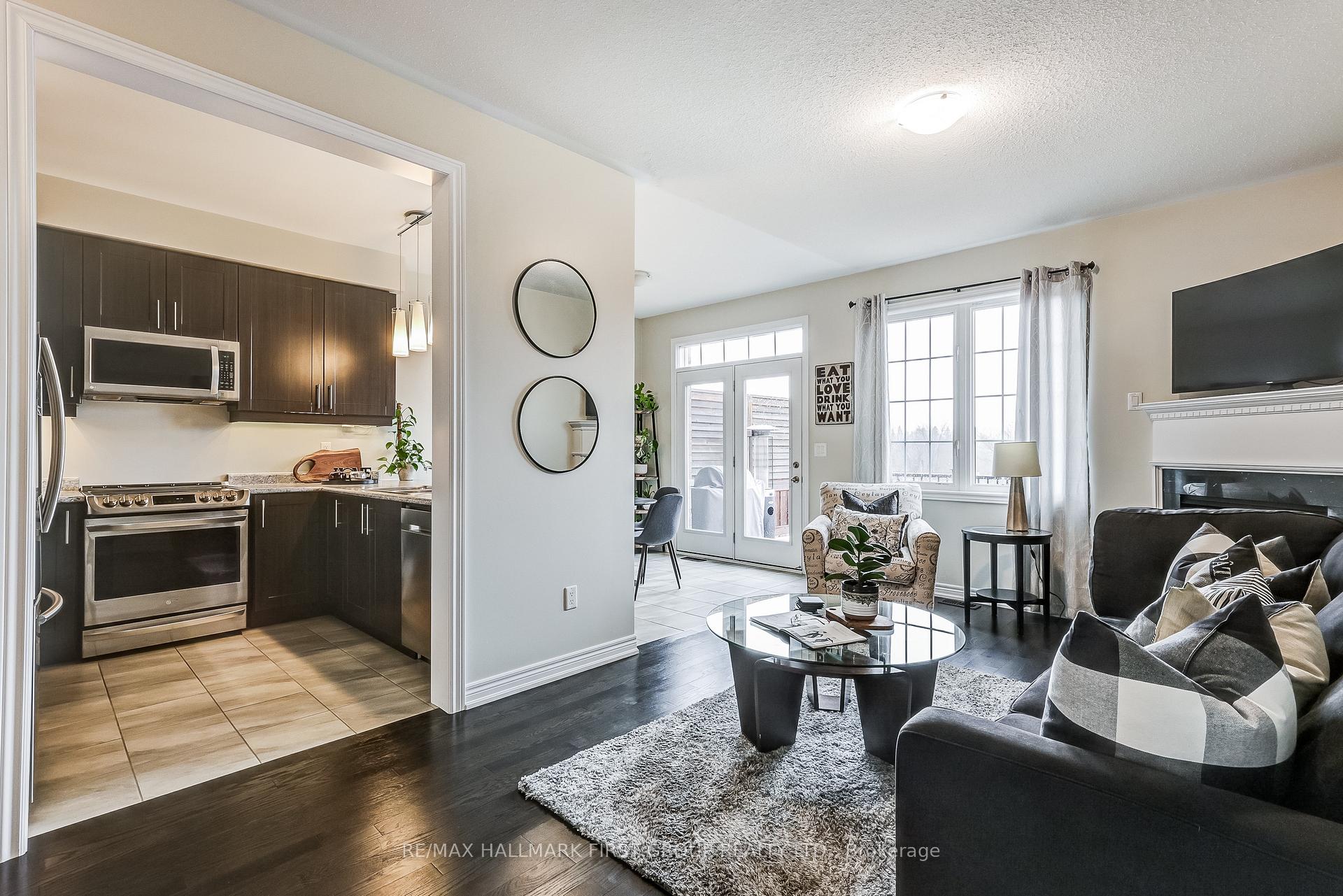 Photo 11 of 79 Barchard Street, Clarington, Newcastle — HOMEH
