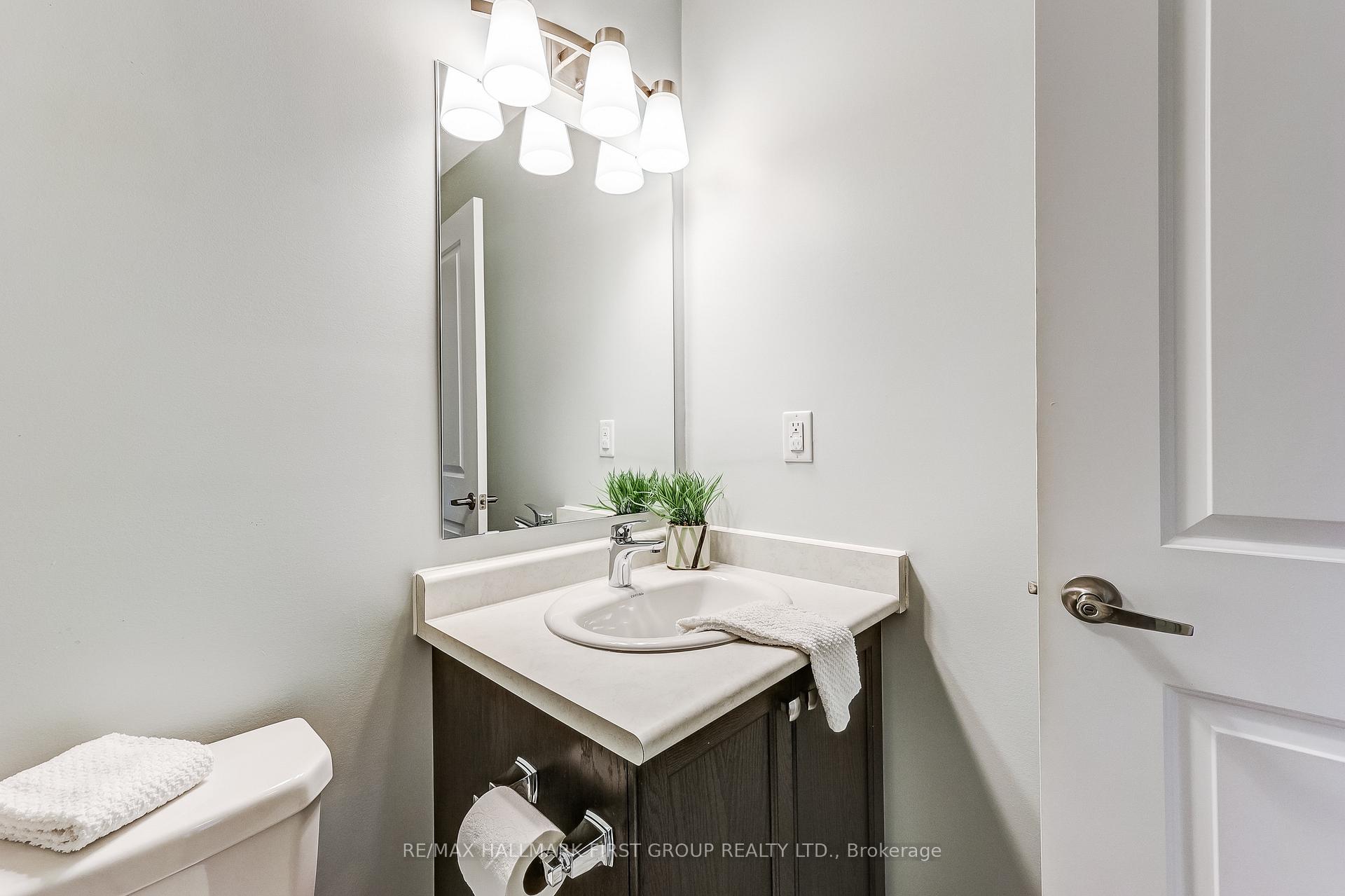 Photo 33 of 79 Barchard Street, Clarington, Newcastle — HOMEH