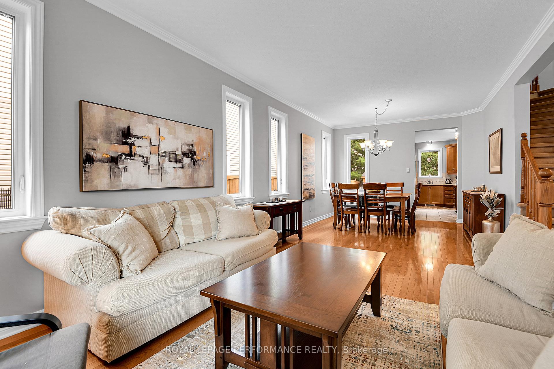 Photo 10 of 815 Long Point Circle, Ottawa, Blossom Park/Kemp Park/Findlay Creek — HOMEH
