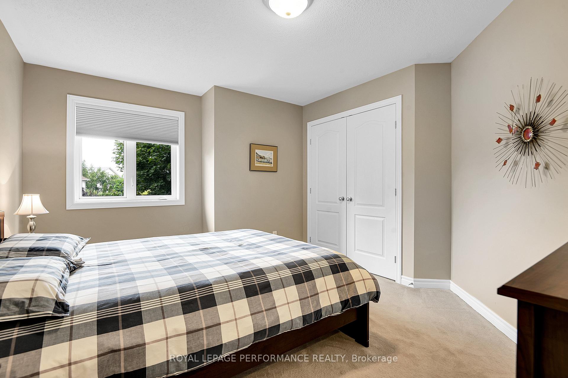 Photo 18 of 815 Long Point Circle, Ottawa, Blossom Park/Kemp Park/Findlay Creek — HOMEH
