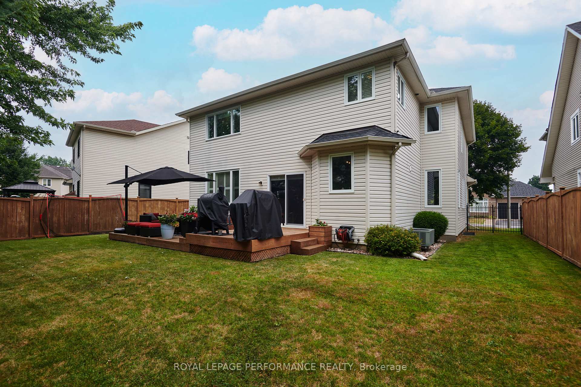 Photo 28 of 815 Long Point Circle, Ottawa, Blossom Park/Kemp Park/Findlay Creek — HOMEH